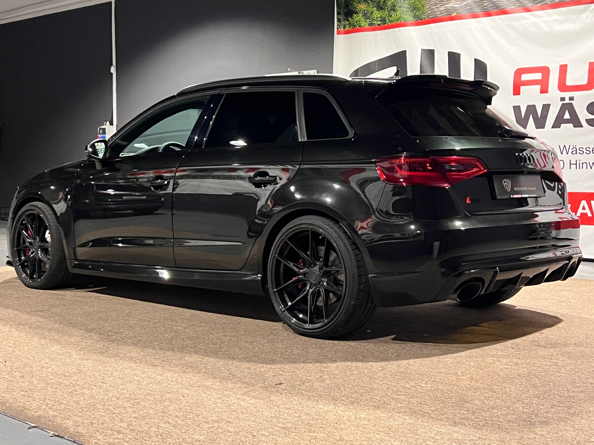AUDI RS3 2.5 TSI quattro S-tronic-image-5