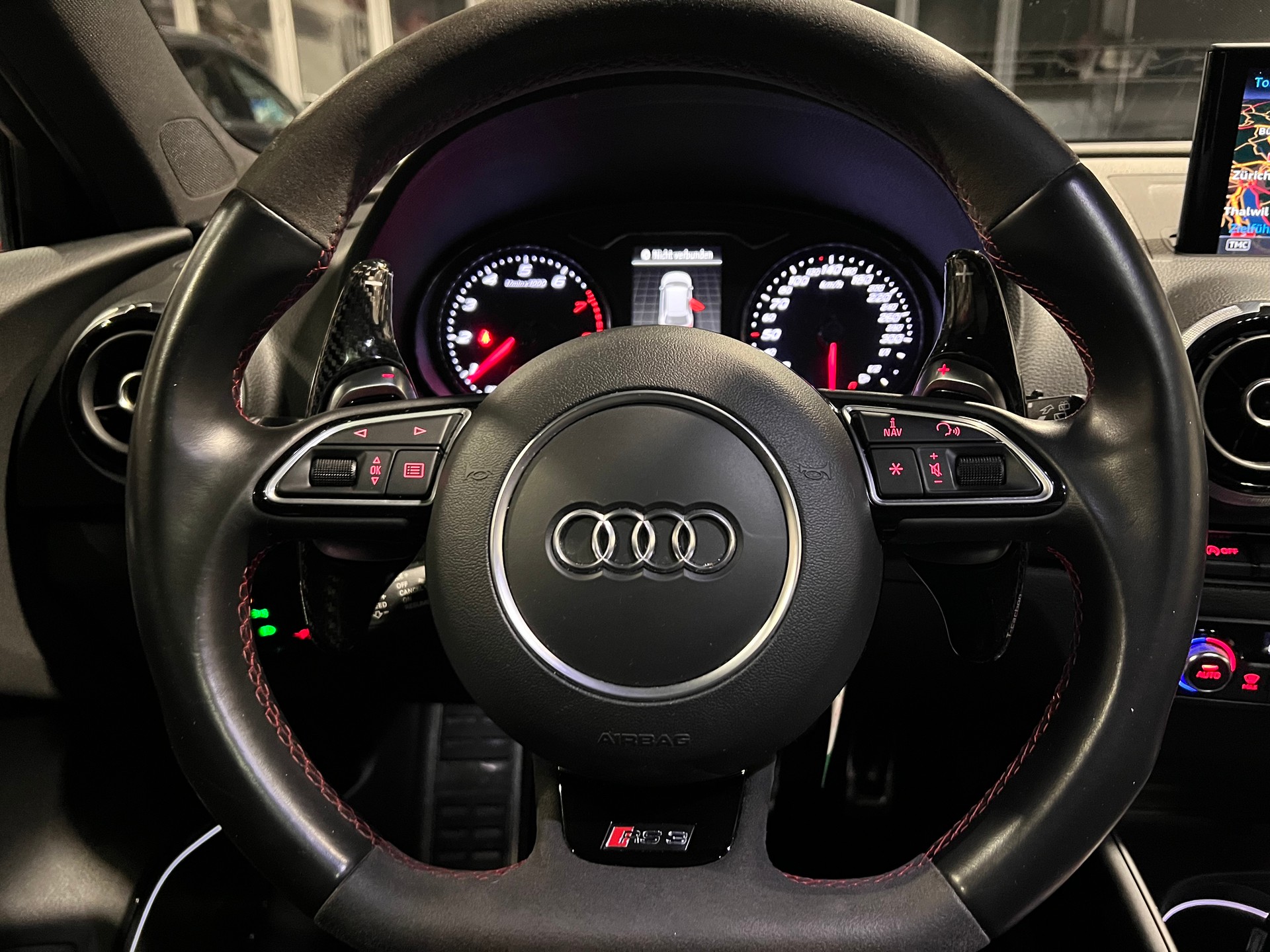 AUDI RS3 2.5 TSI quattro S-tronic-image-28
