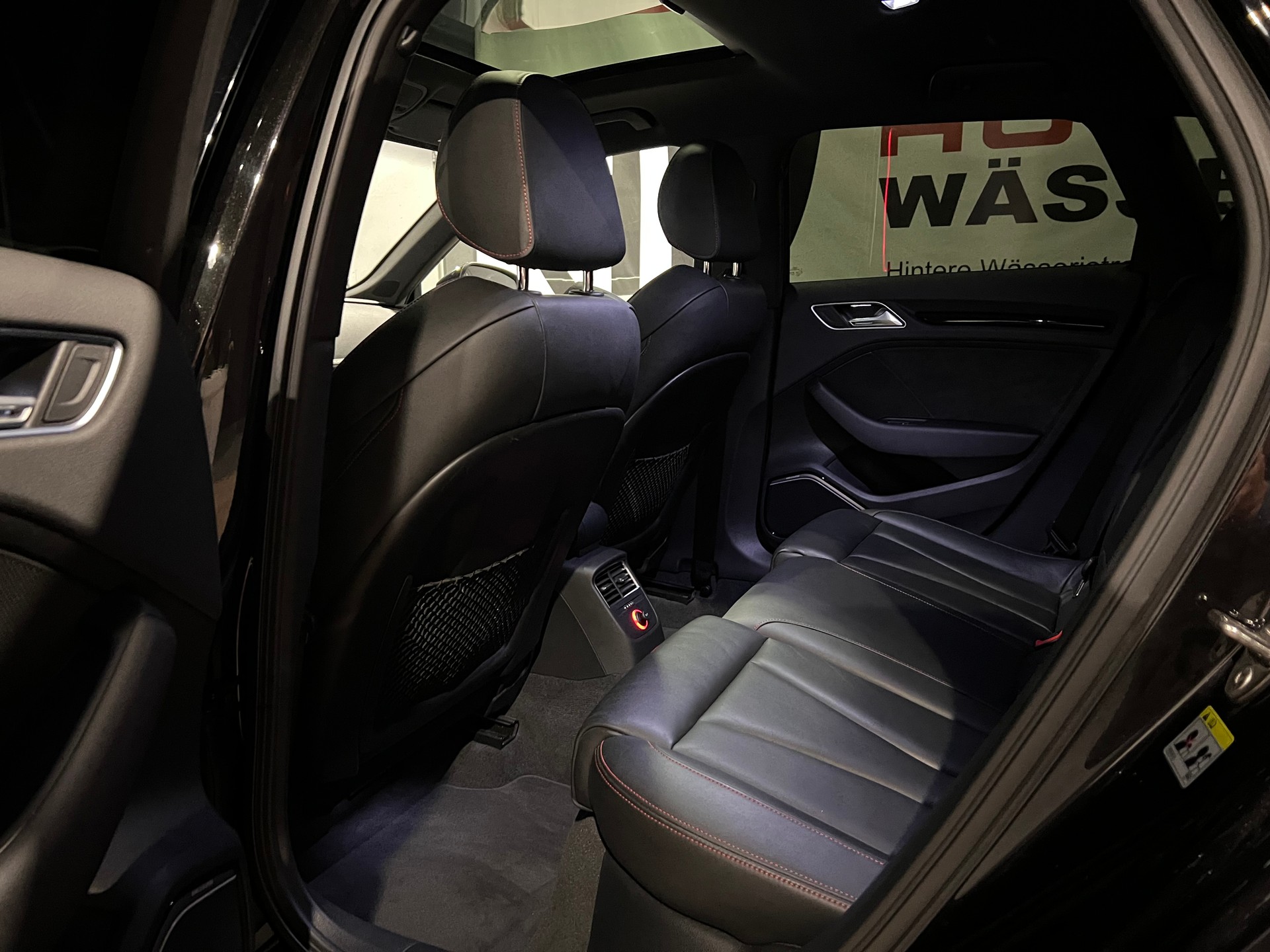 AUDI RS3 2.5 TSI quattro S-tronic-image-15
