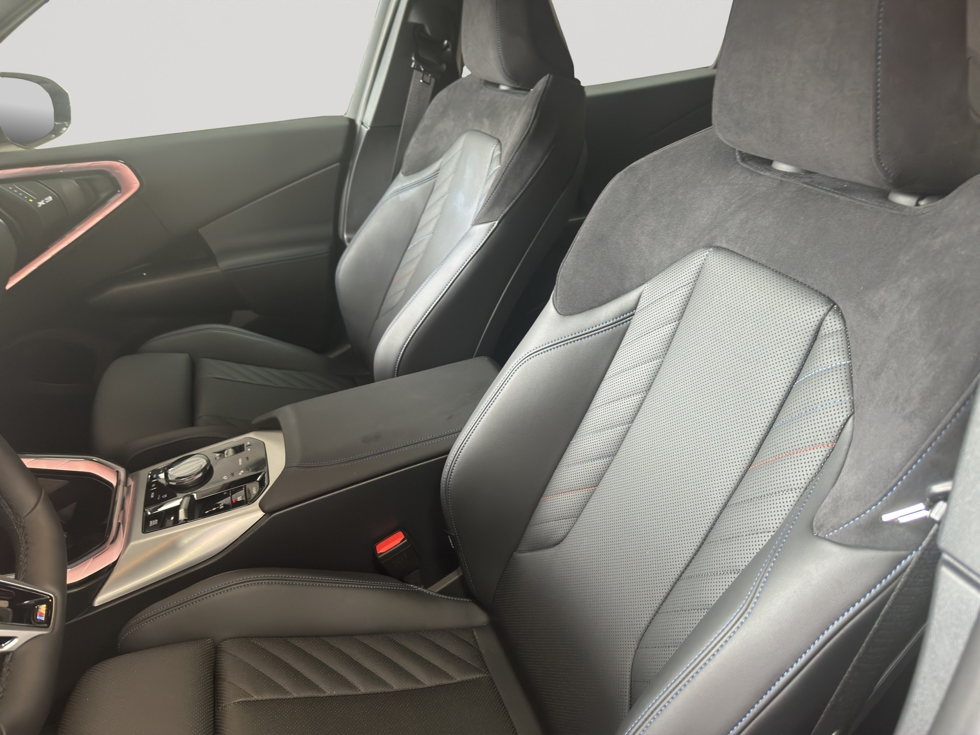 BMW X3 xDrive 20 M Sport-image-5