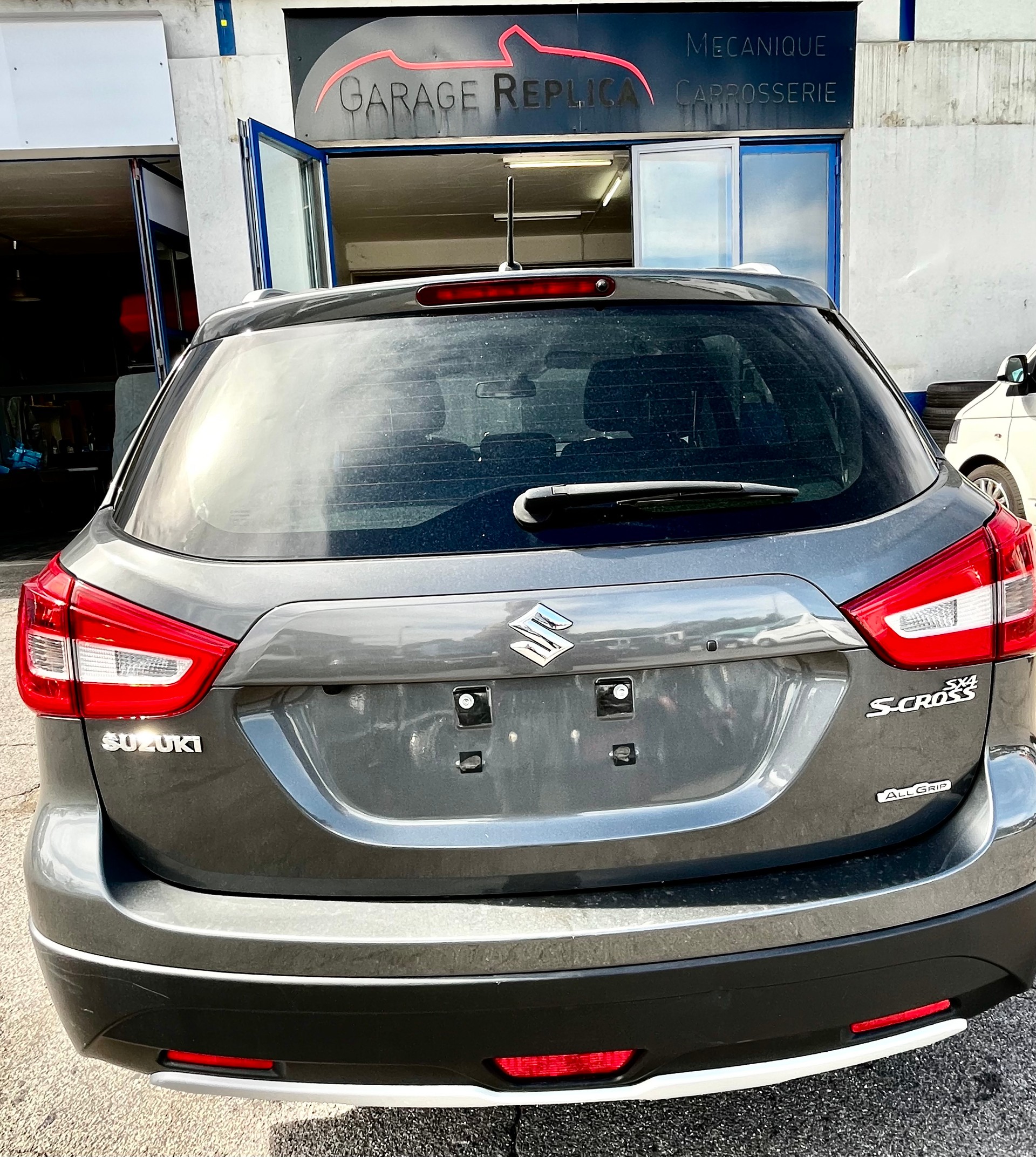 SUZUKI SX4 S-Cross 1.4 16V Piz Sulai 4WD-image-13