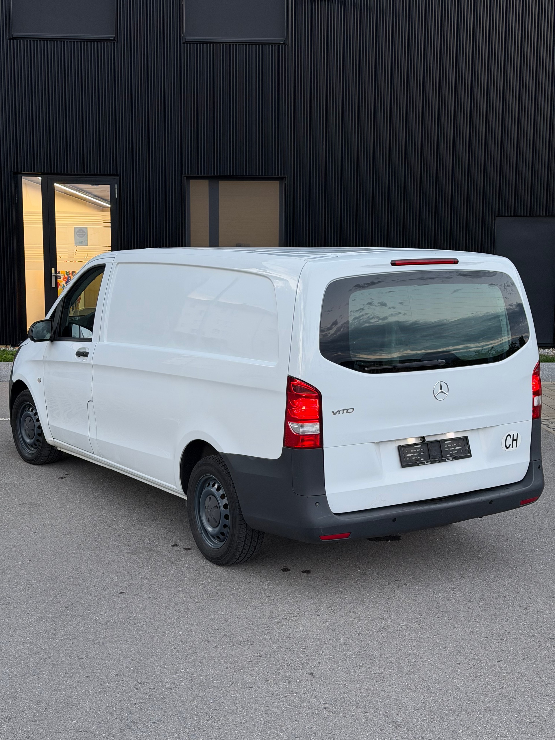 MERCEDES-BENZ Vito 111 CDI Euro 5-image-5