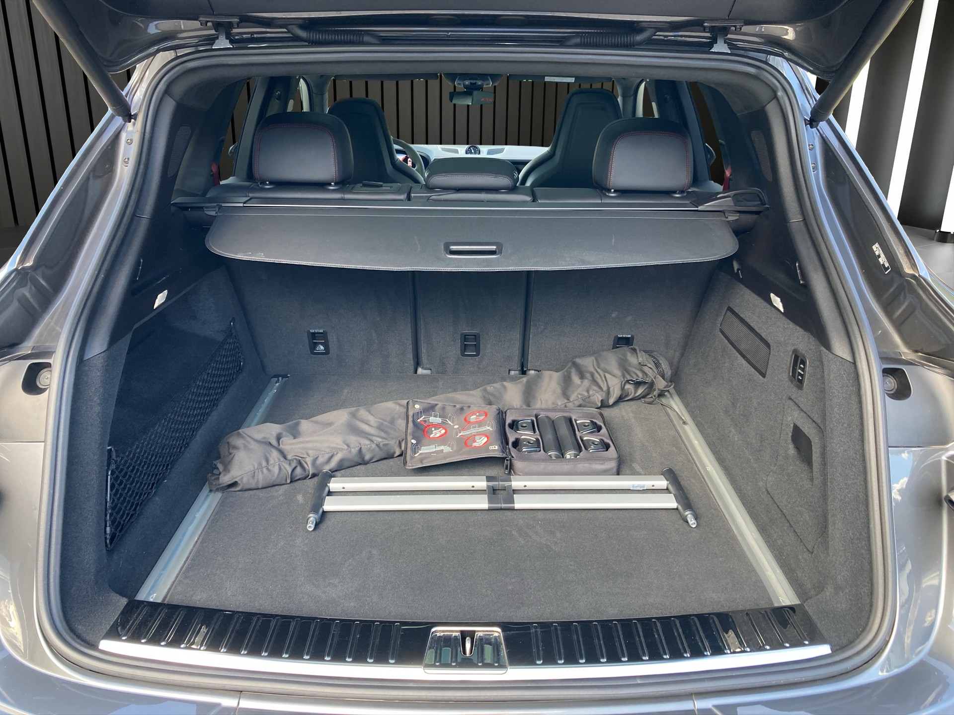 PORSCHE Cayenne GTS-image-19