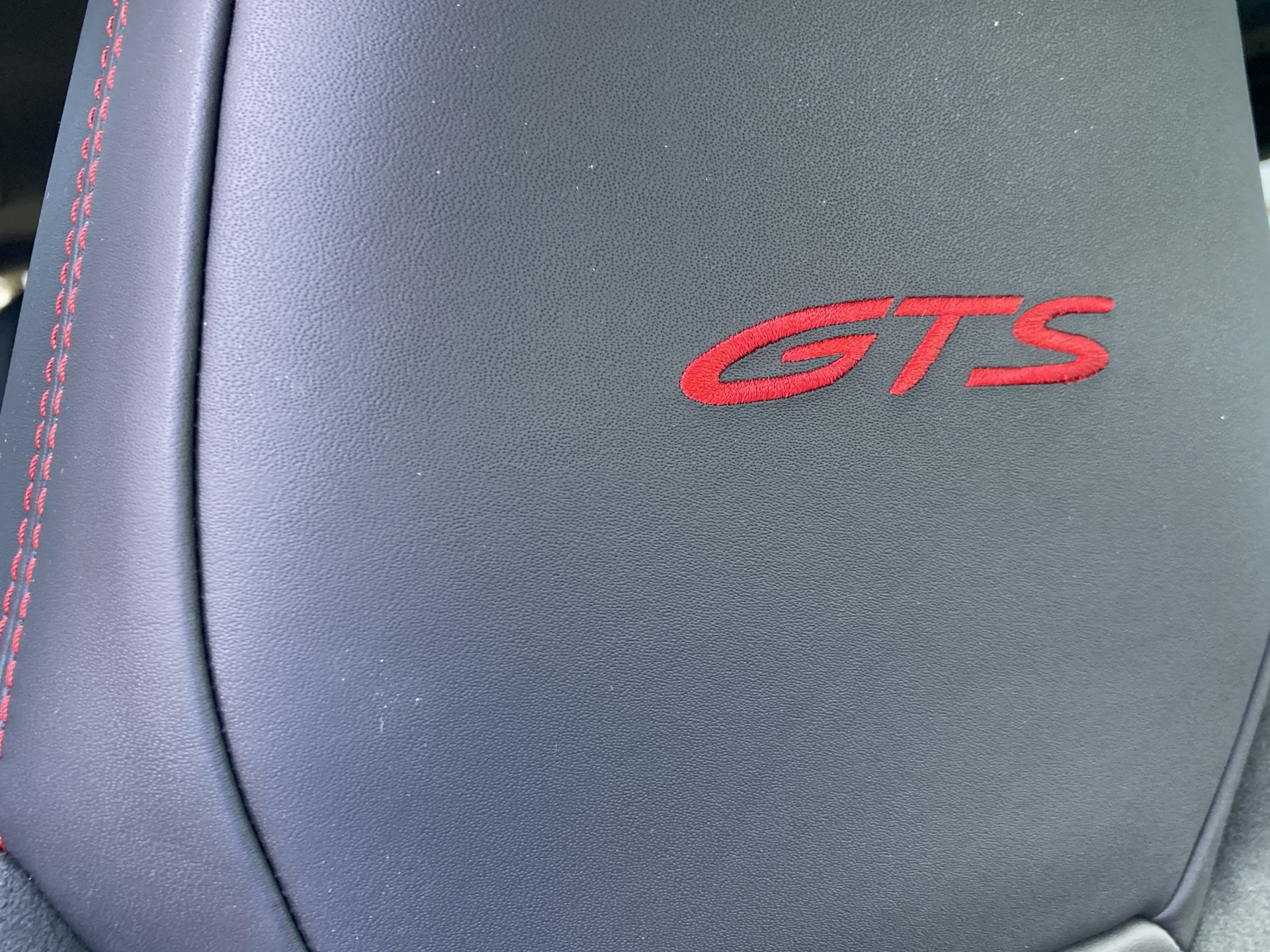 PORSCHE Cayenne GTS-image-27