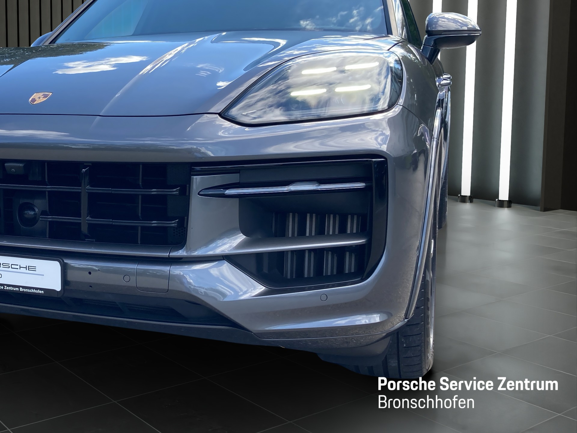 PORSCHE Cayenne GTS-image-8