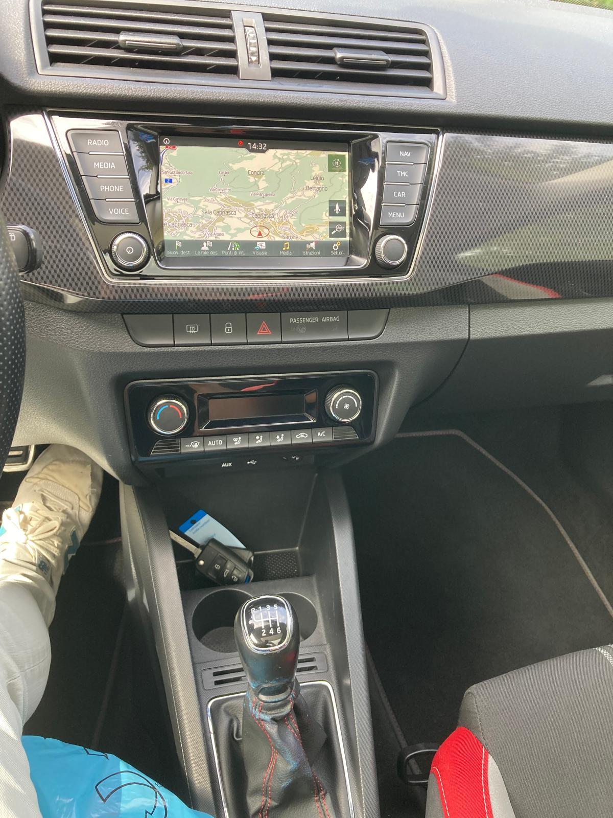SKODA Fabia 1.0 TSI Monte Carlo-image-10