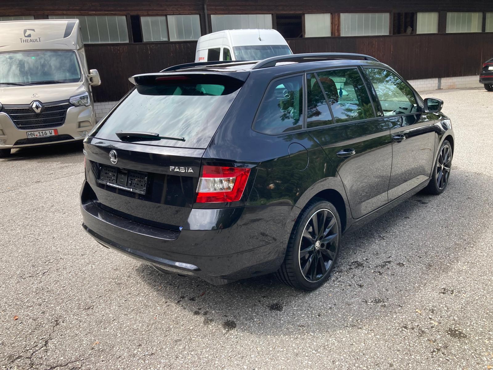 SKODA Fabia 1.0 TSI Monte Carlo-image-6