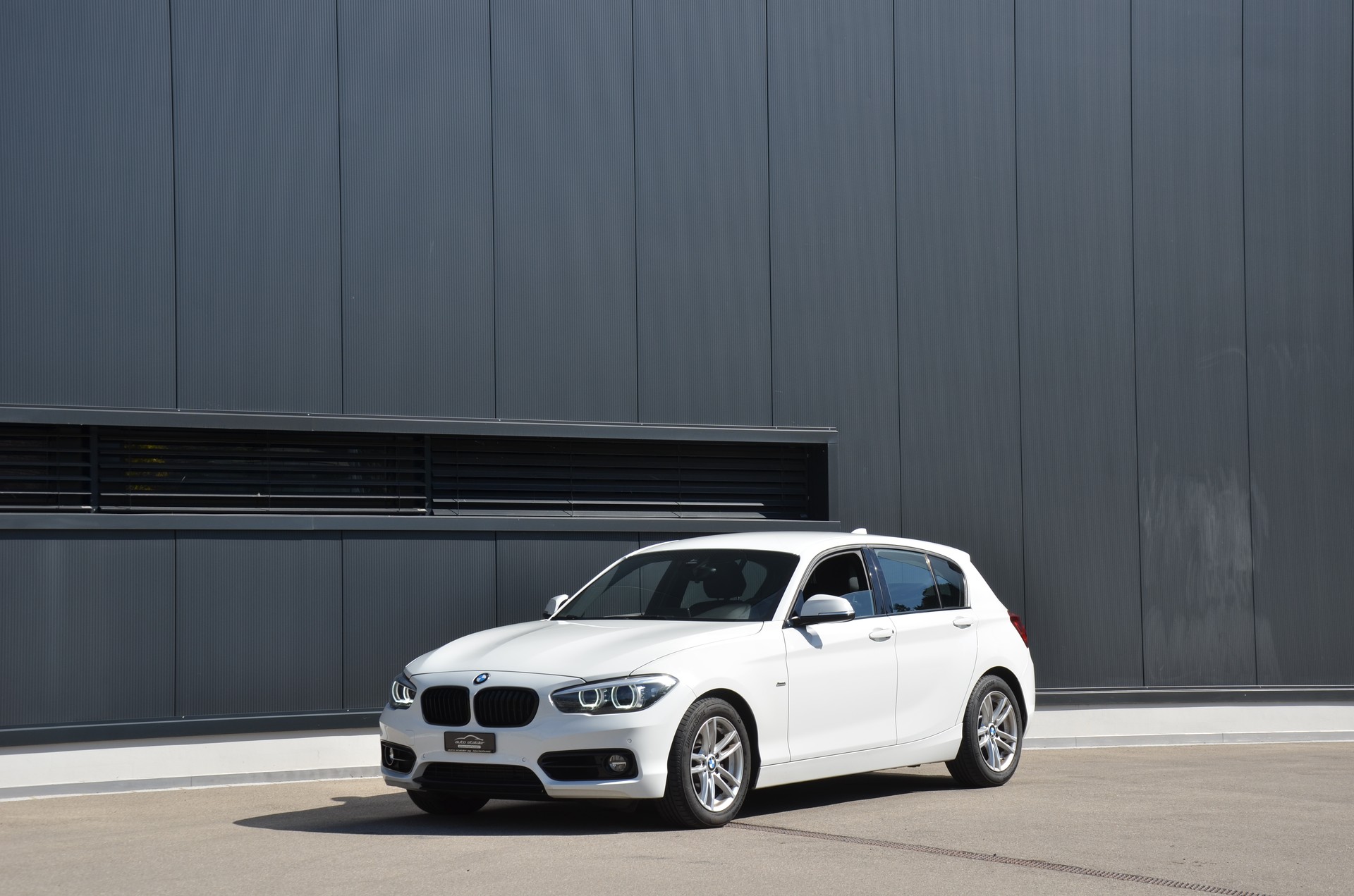 BMW 120d xDrive Edition Sport Line Steptronic-image-0