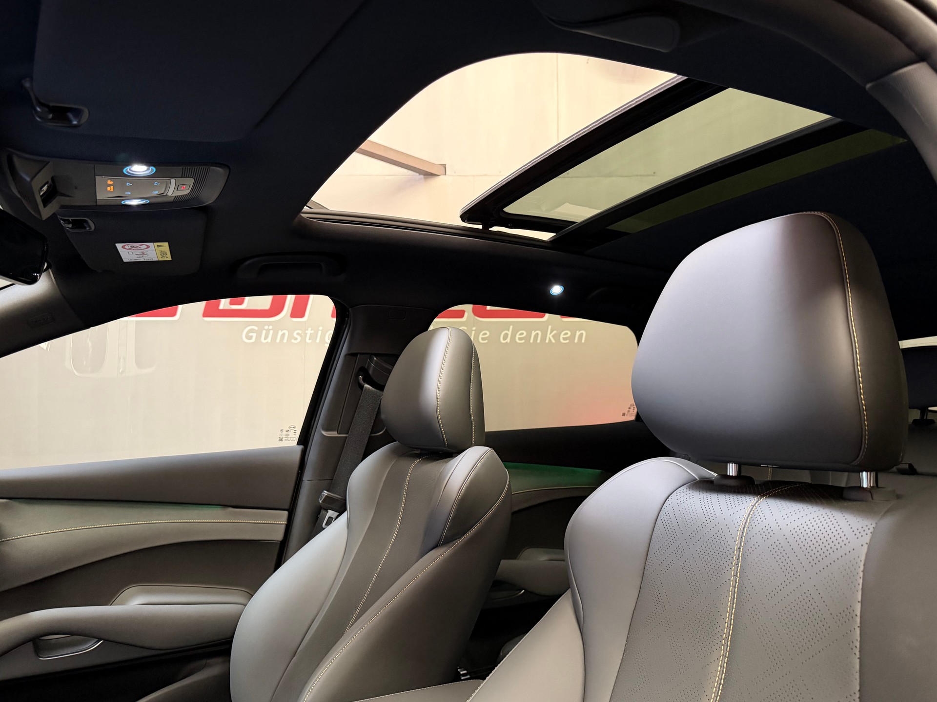 BYD Atto 3 EVO 74.8 kWh Design-image-12