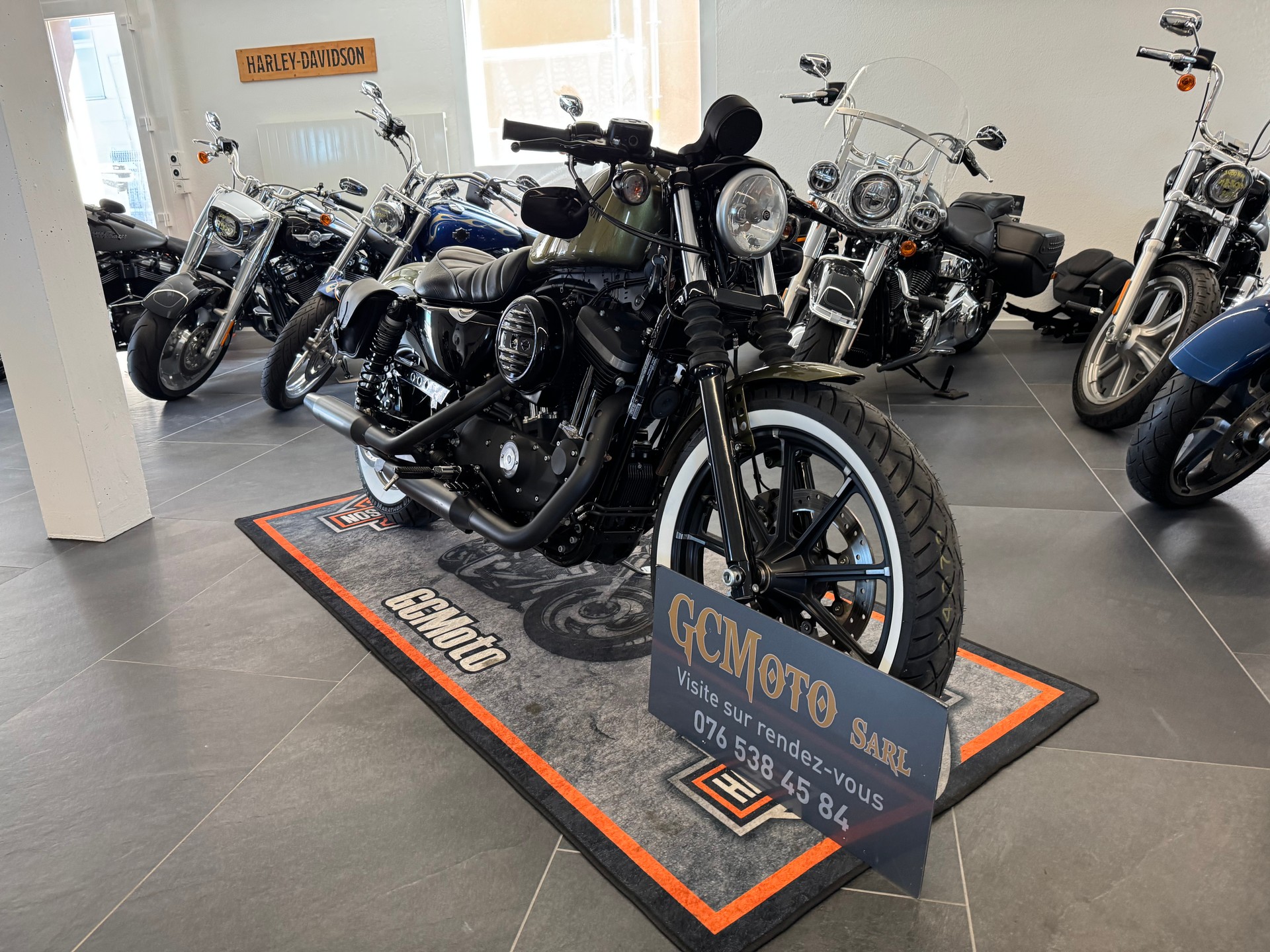 HARLEY-DAVIDSON XL 883 N Sportster Iron ABS (35kW Possible)-image-4