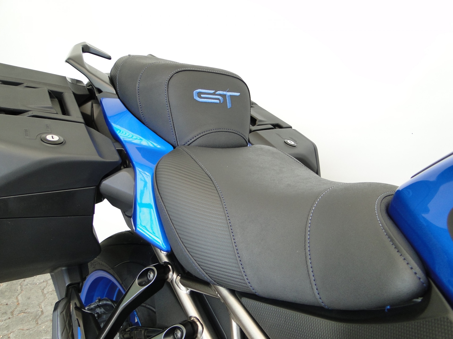 SUZUKI GSX-S 1000 GT Travel-image-6