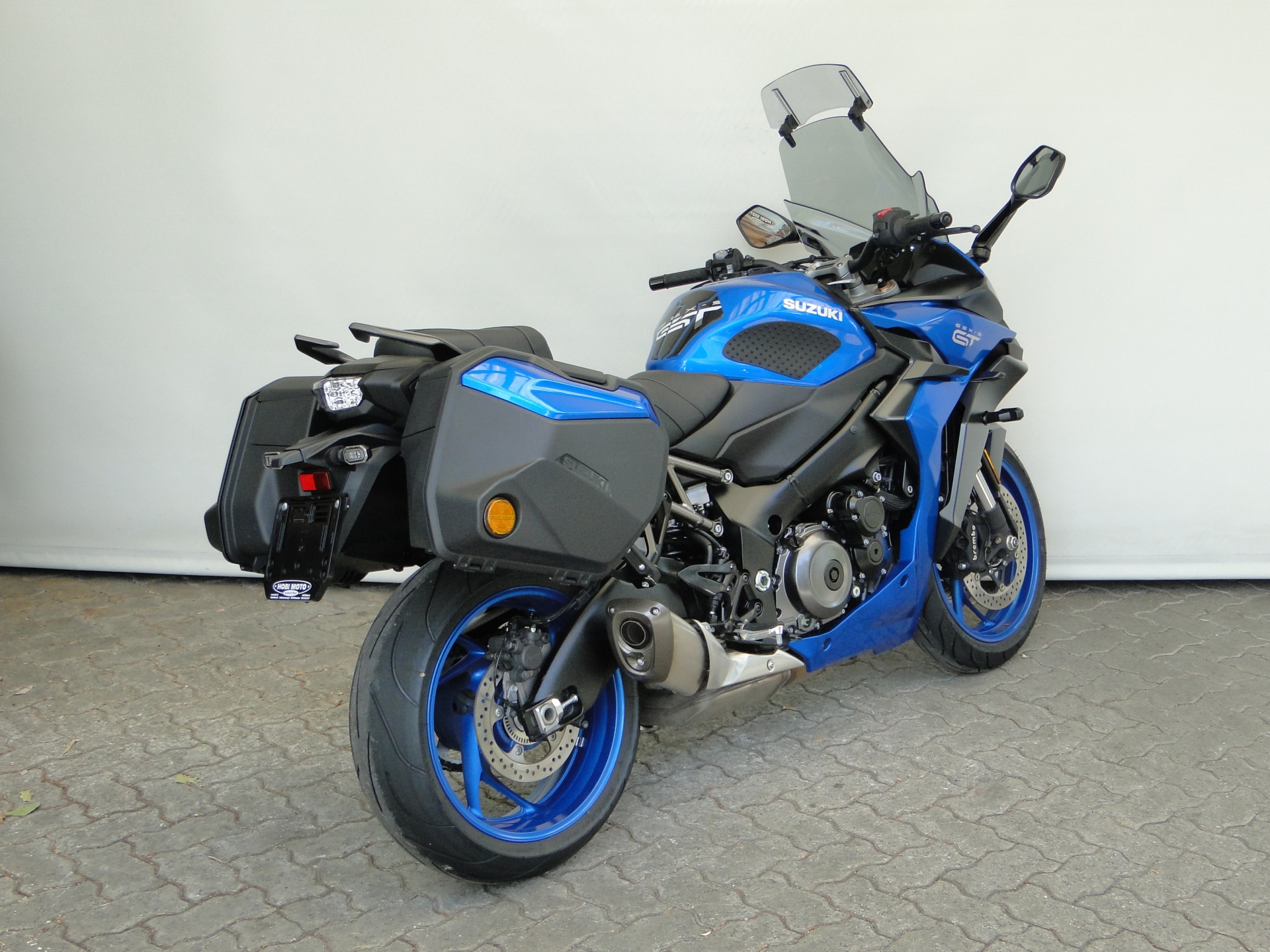 SUZUKI GSX-S 1000 GT Travel-showroom-element-3