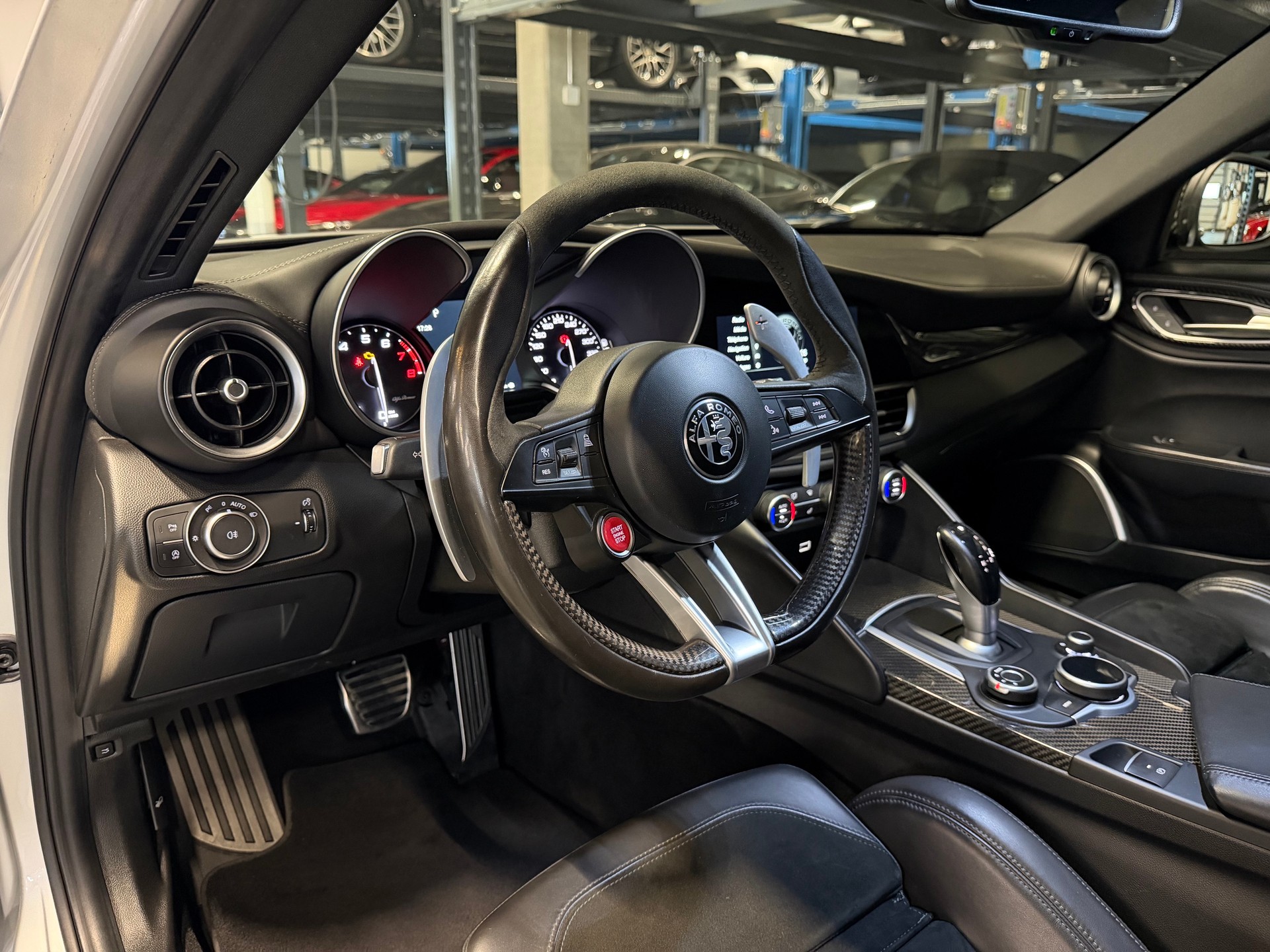 ALFA ROMEO Giulia 2.9 V6 Quadrifoglio Automatic-image-9