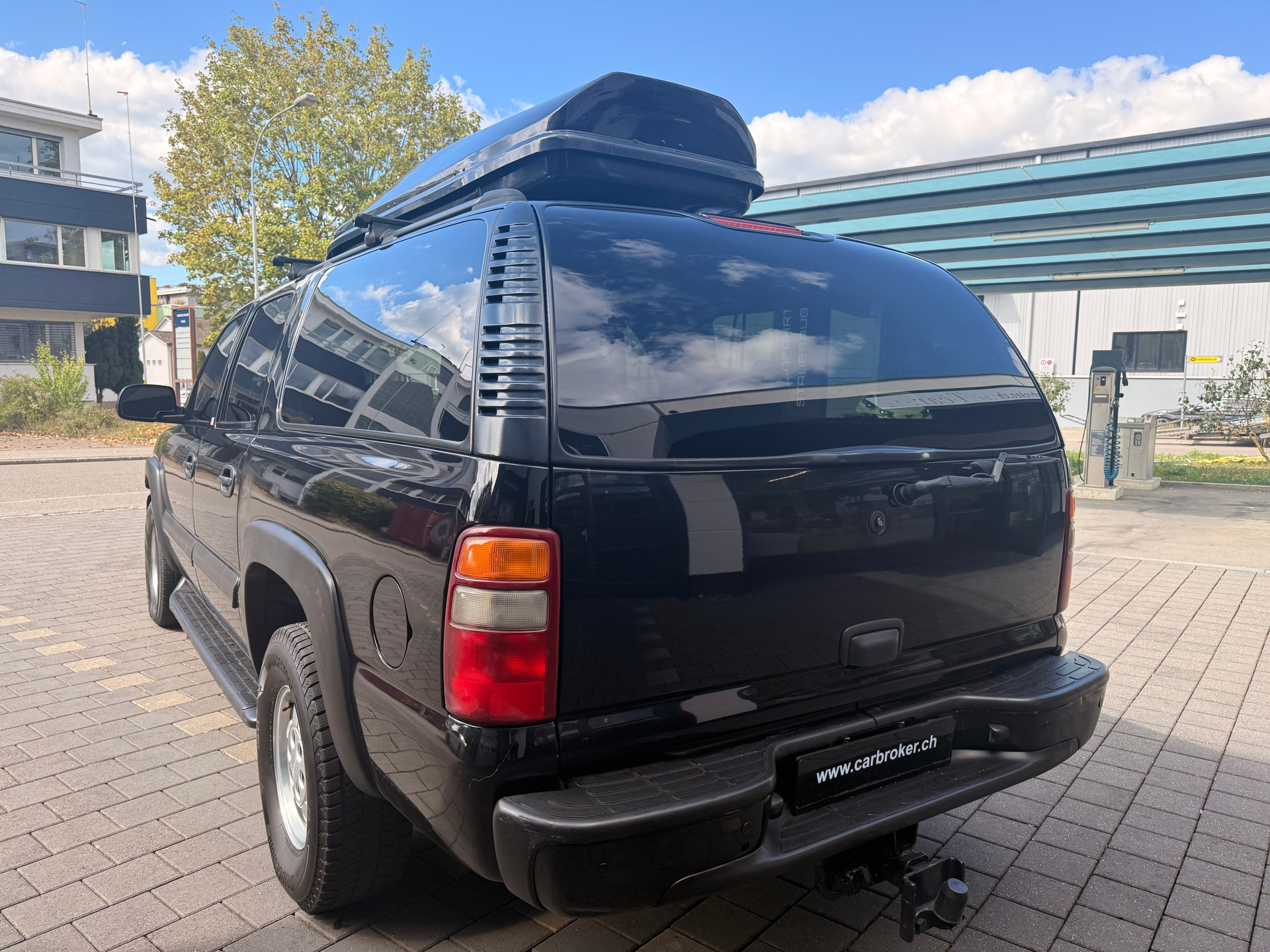 CHEVROLET Suburban LS 5.3 V8-image-11