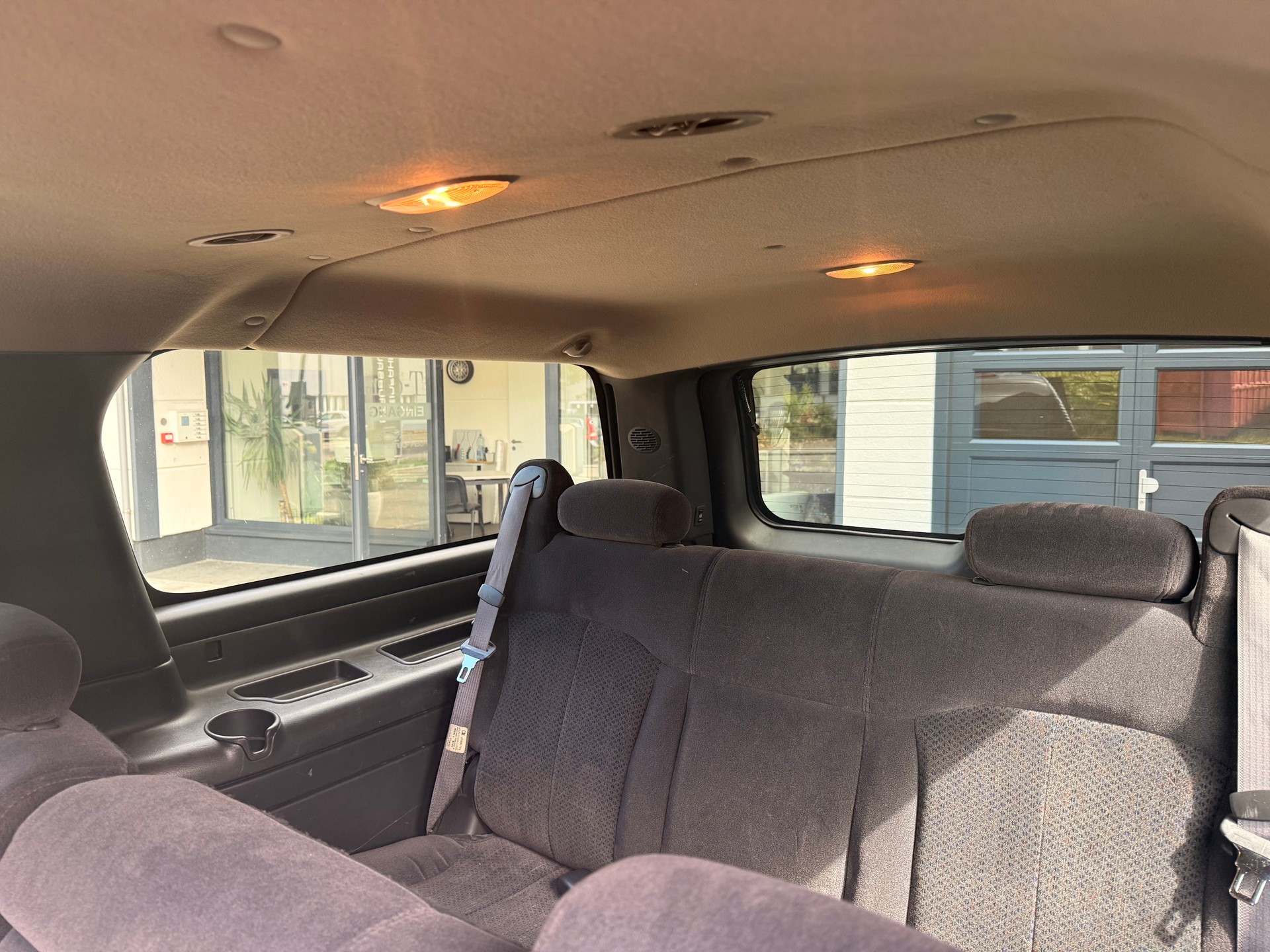 CHEVROLET Suburban LS 5.3 V8-image-13