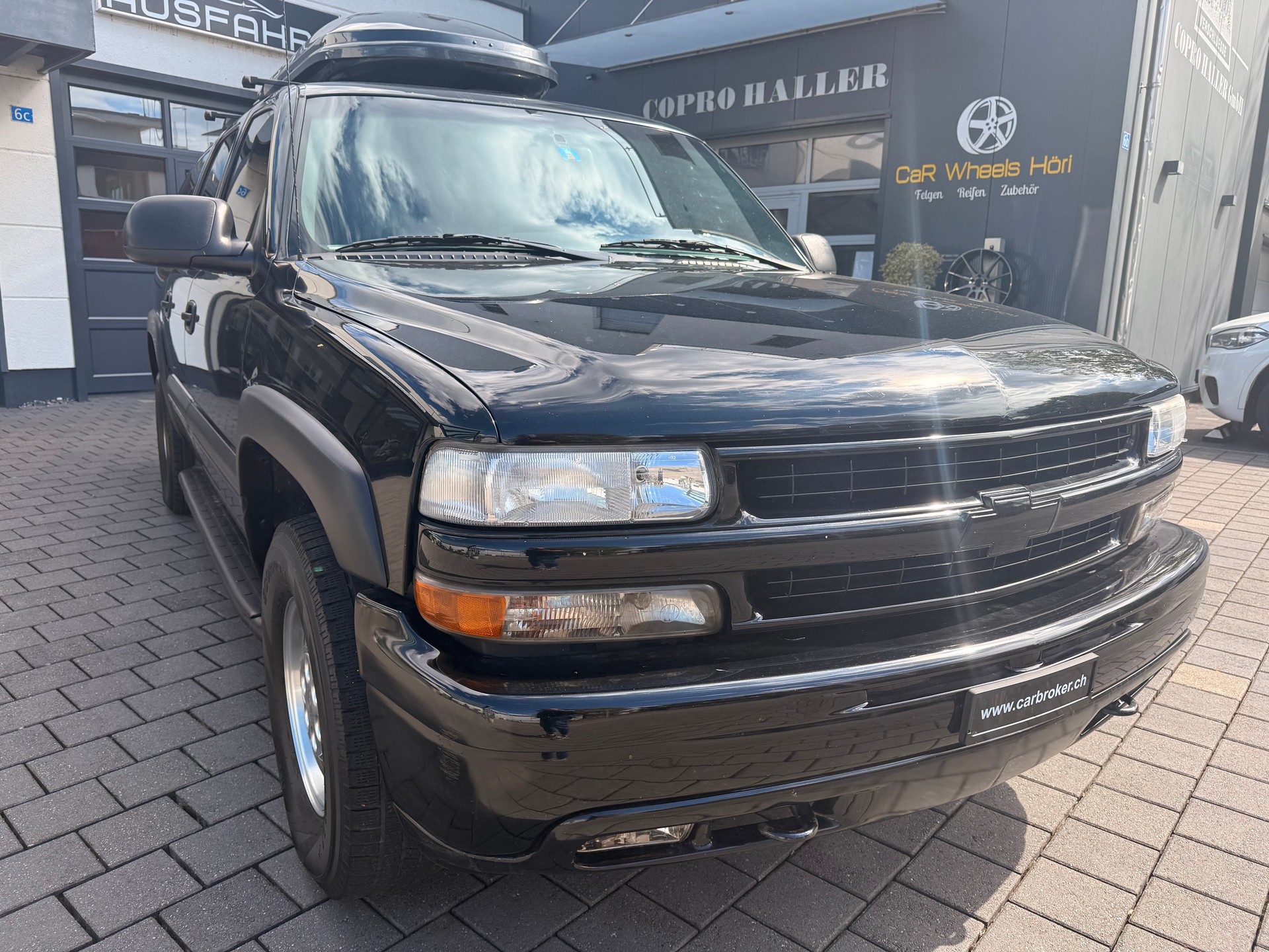 CHEVROLET Suburban LS 5.3 V8-image-3