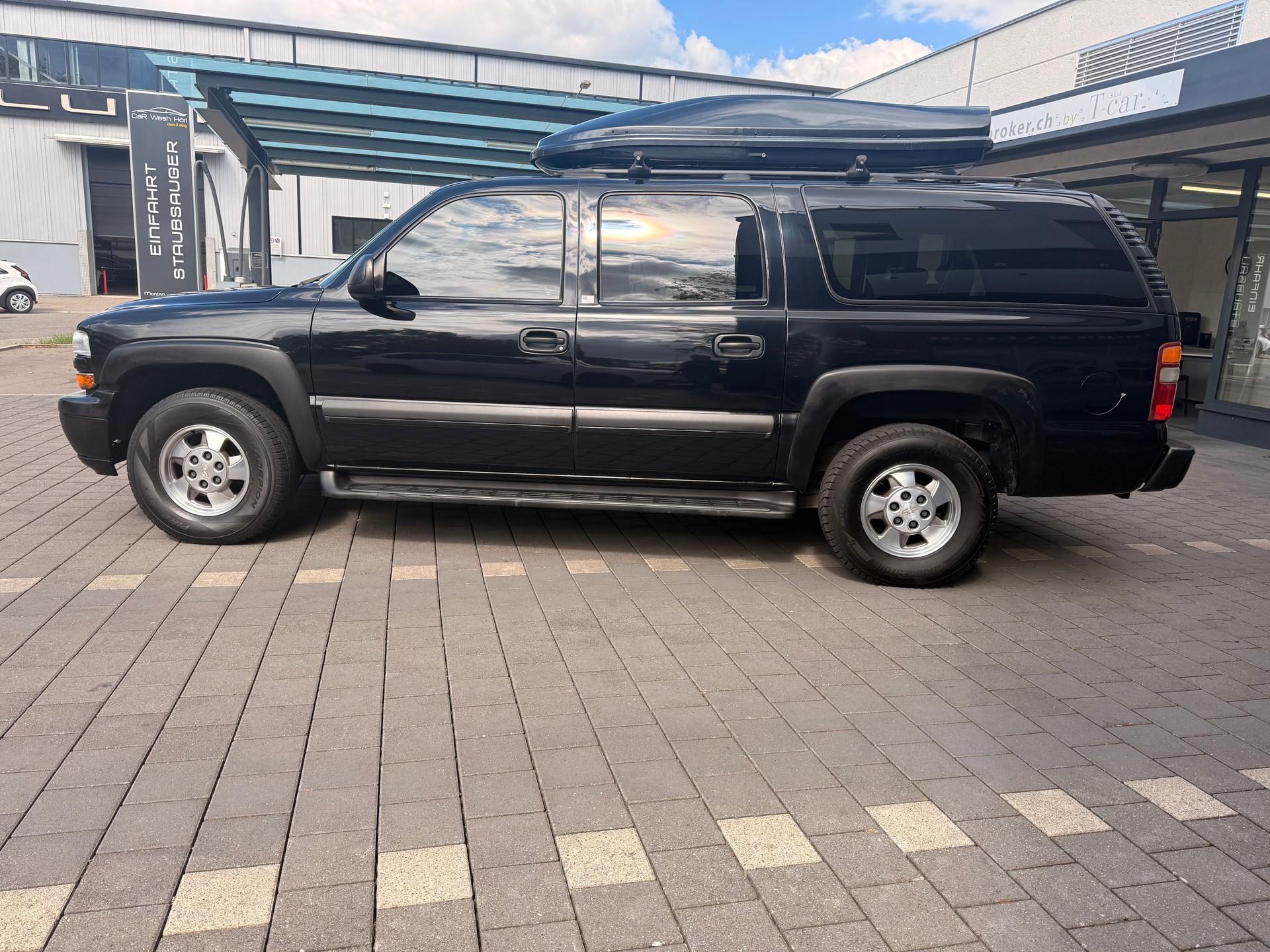 CHEVROLET Suburban LS 5.3 V8-image-9