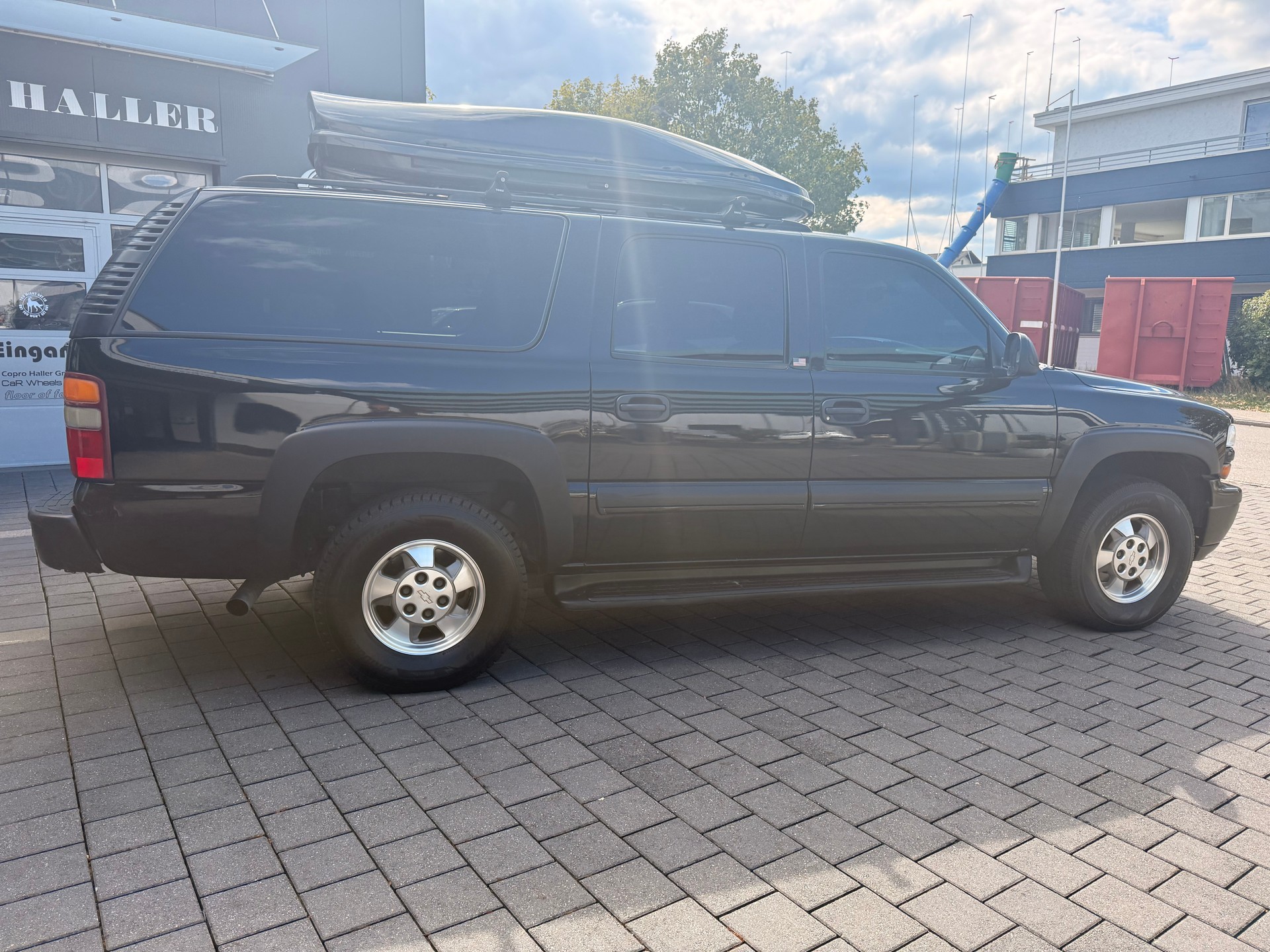 CHEVROLET Suburban LS 5.3 V8-image-8