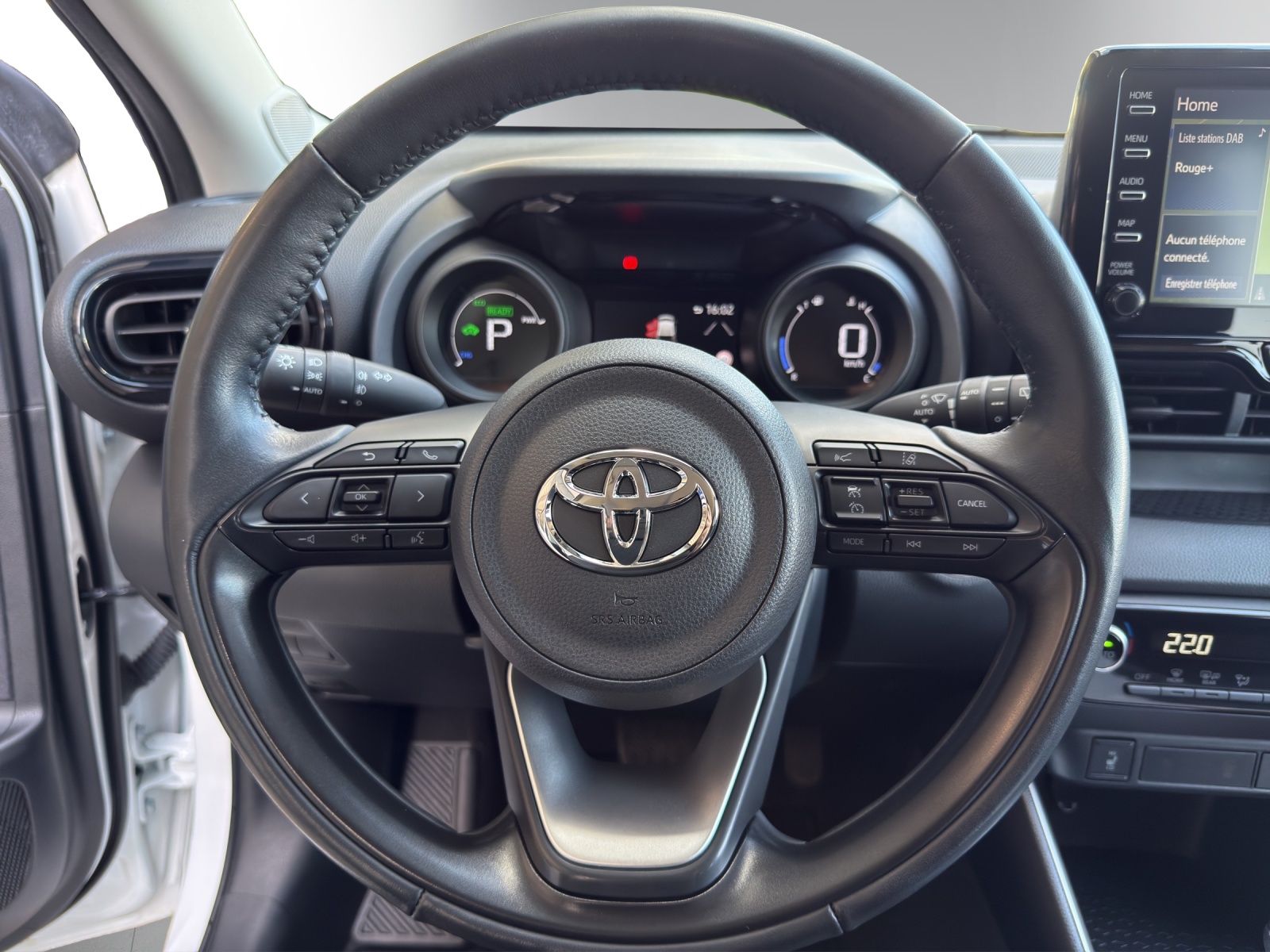 Image TOYOTA YARIS Yaris 1.5 Trend e-CVT