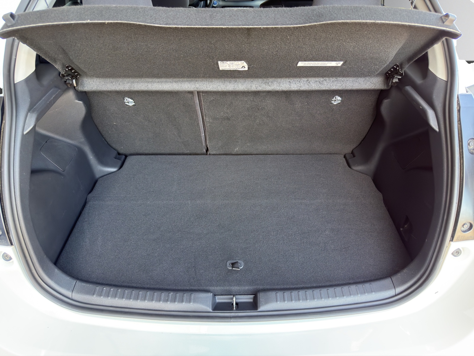 TOYOTA Yaris 1.5 Trend e-CVT-image-6