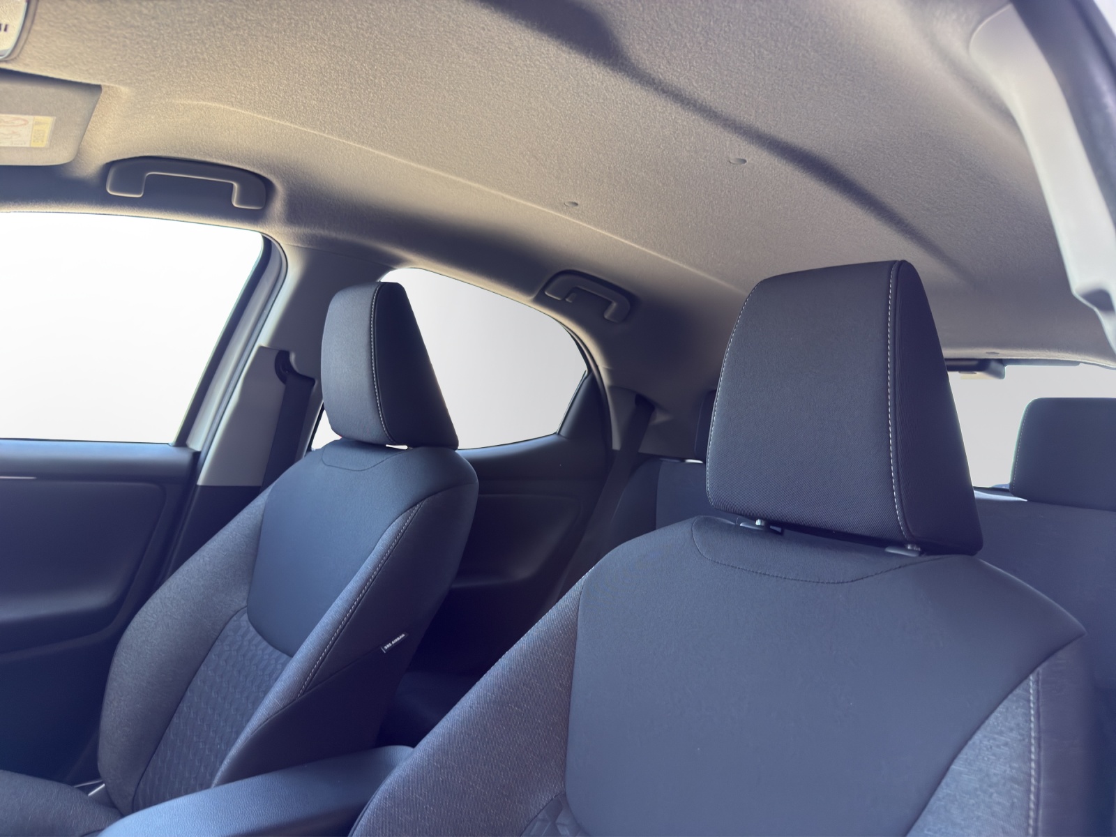 TOYOTA Yaris 1.5 Trend e-CVT-image-9