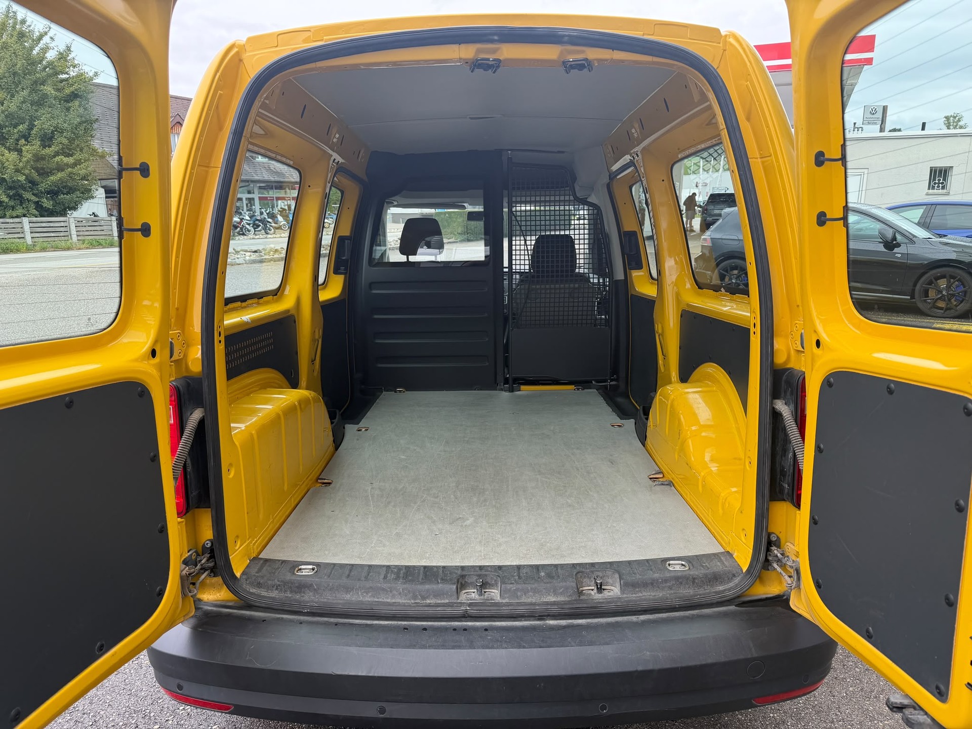 VW Caddy Maxi 2.0TDI 4Mot. BlueMotion Technology DSG-image-18