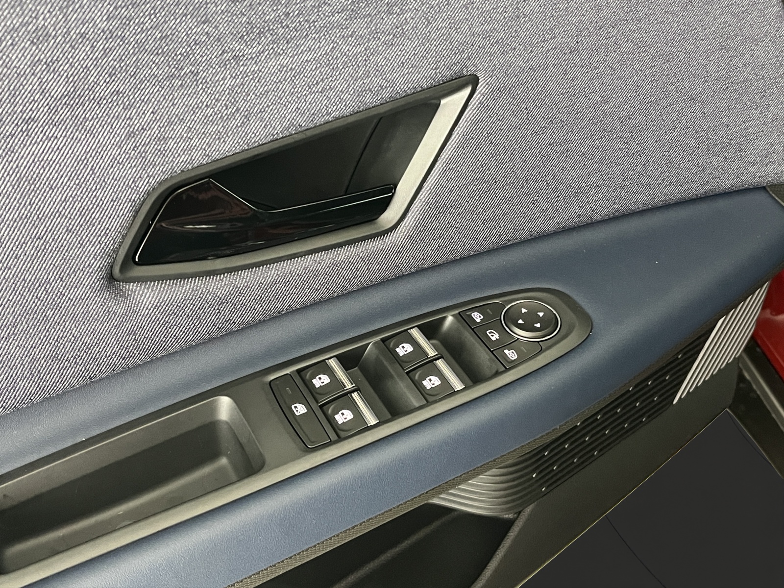 RENAULT R4 E-Tech Comfort Range plein sud techno-image-12
