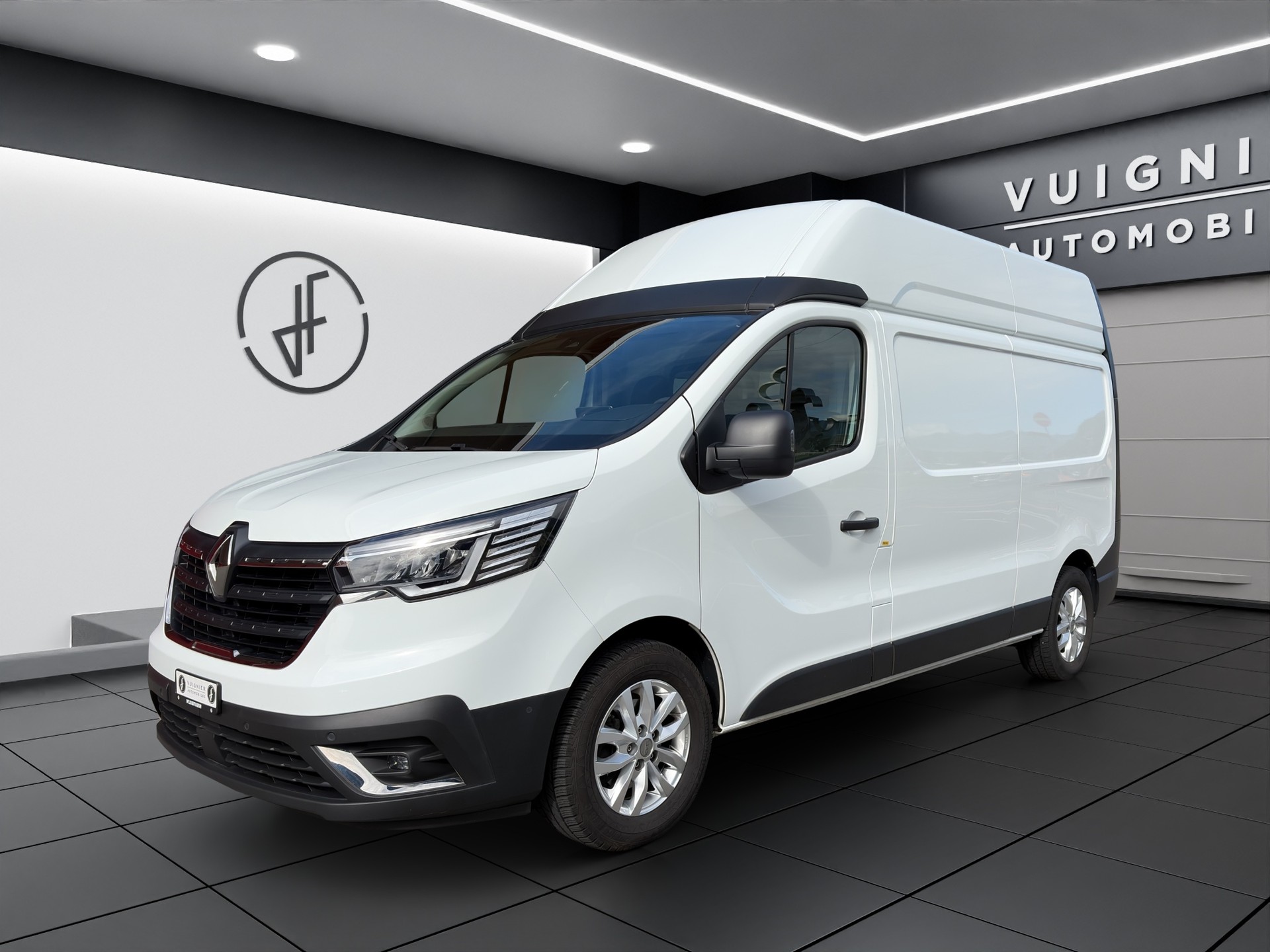 RENAULT Trafic 2.0 Blue dCi 150 Advance L2H2 EN