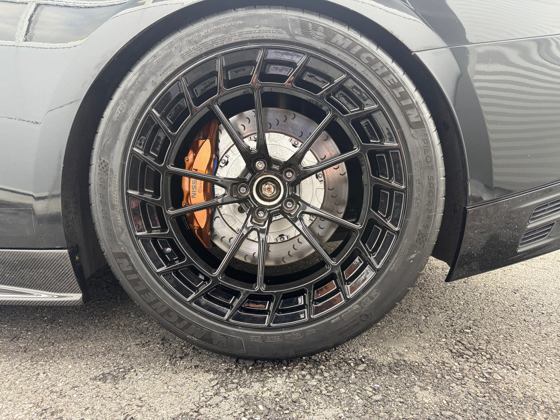 NISSAN GT-R 3.8 V6 Biturbo Black Edition-image-5