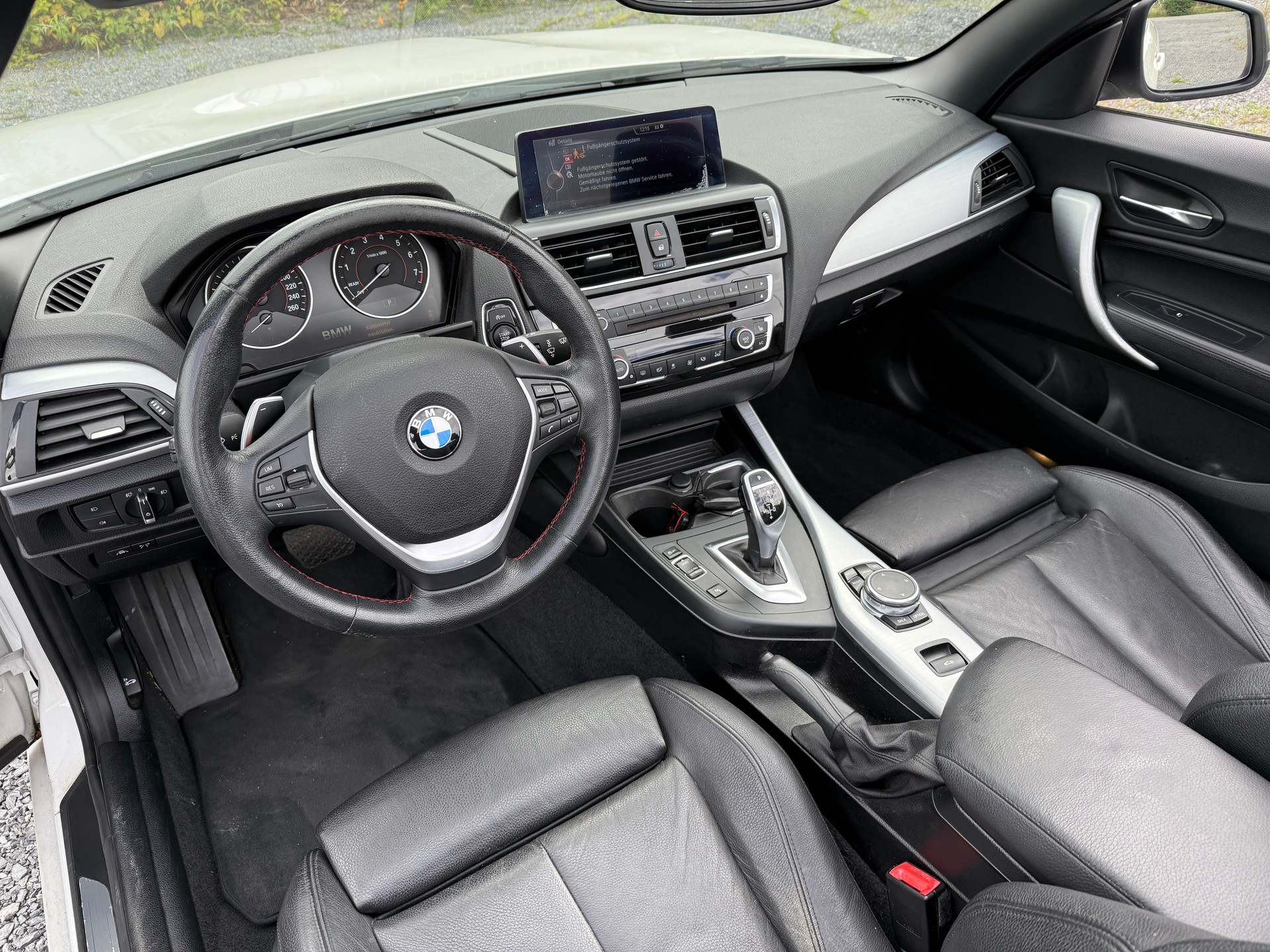 BMW 220i Sport Line Steptronic-image-10