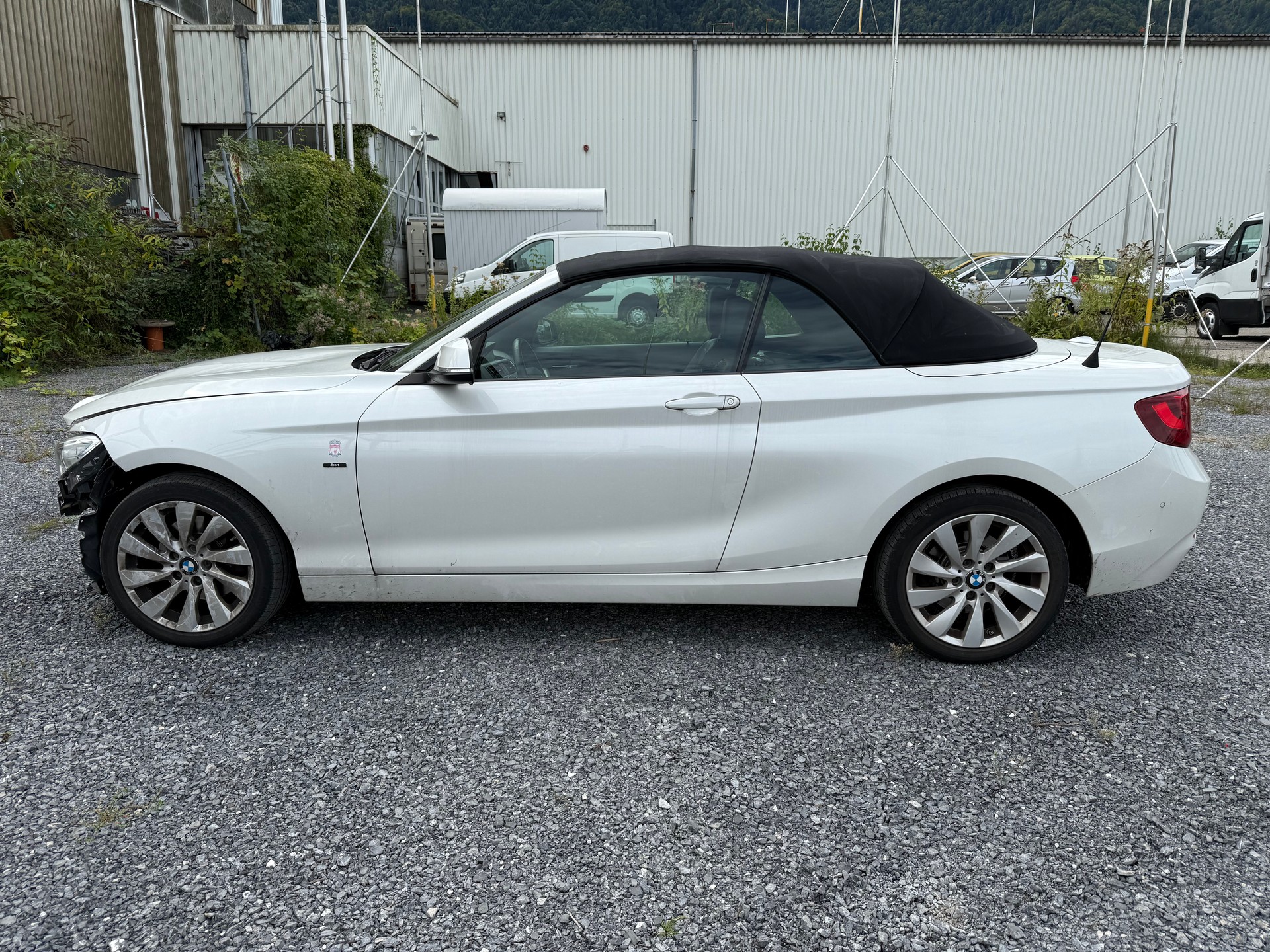 BMW 220i Sport Line Steptronic-image-8