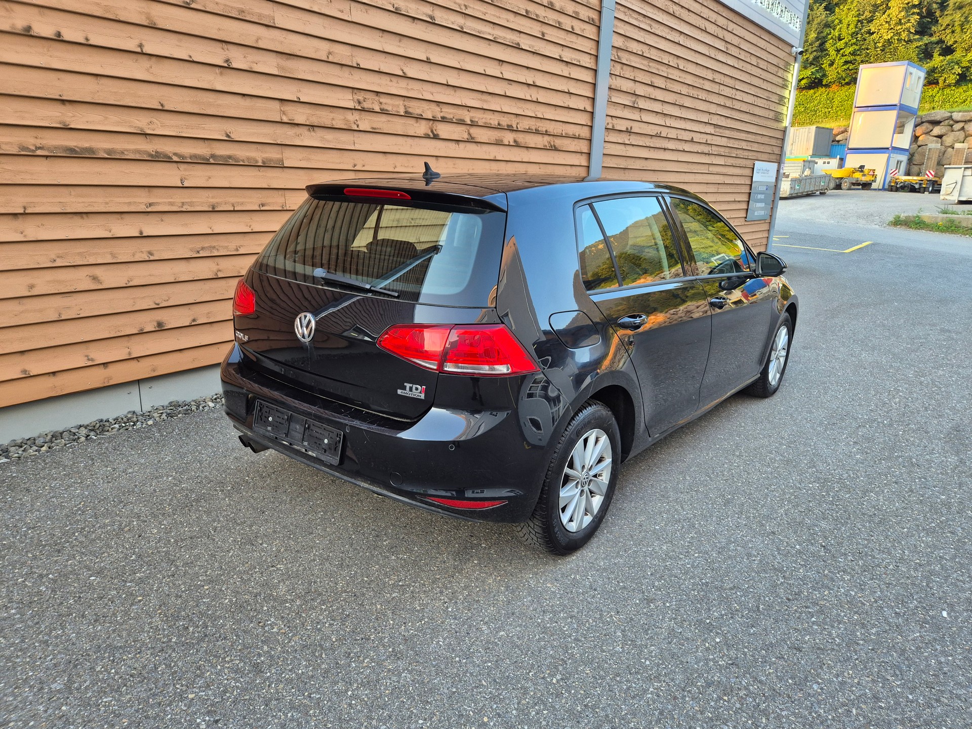 VW Golf 1.6 TDI Comfortline 4Motion-image-3