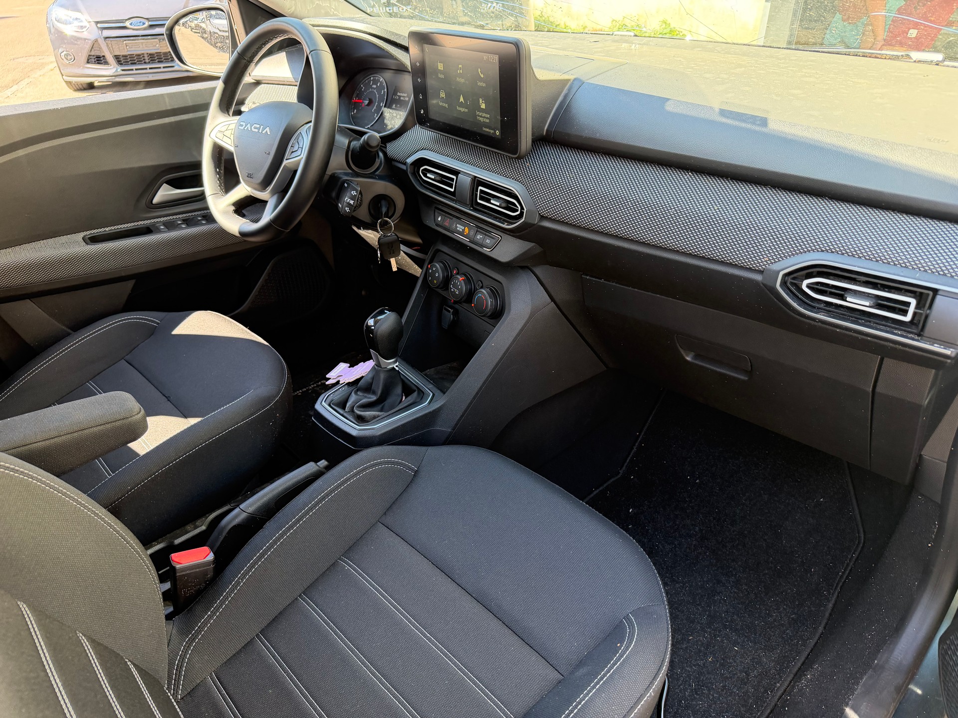 DACIA Sandero TCe 90 Expression CVT-image-9