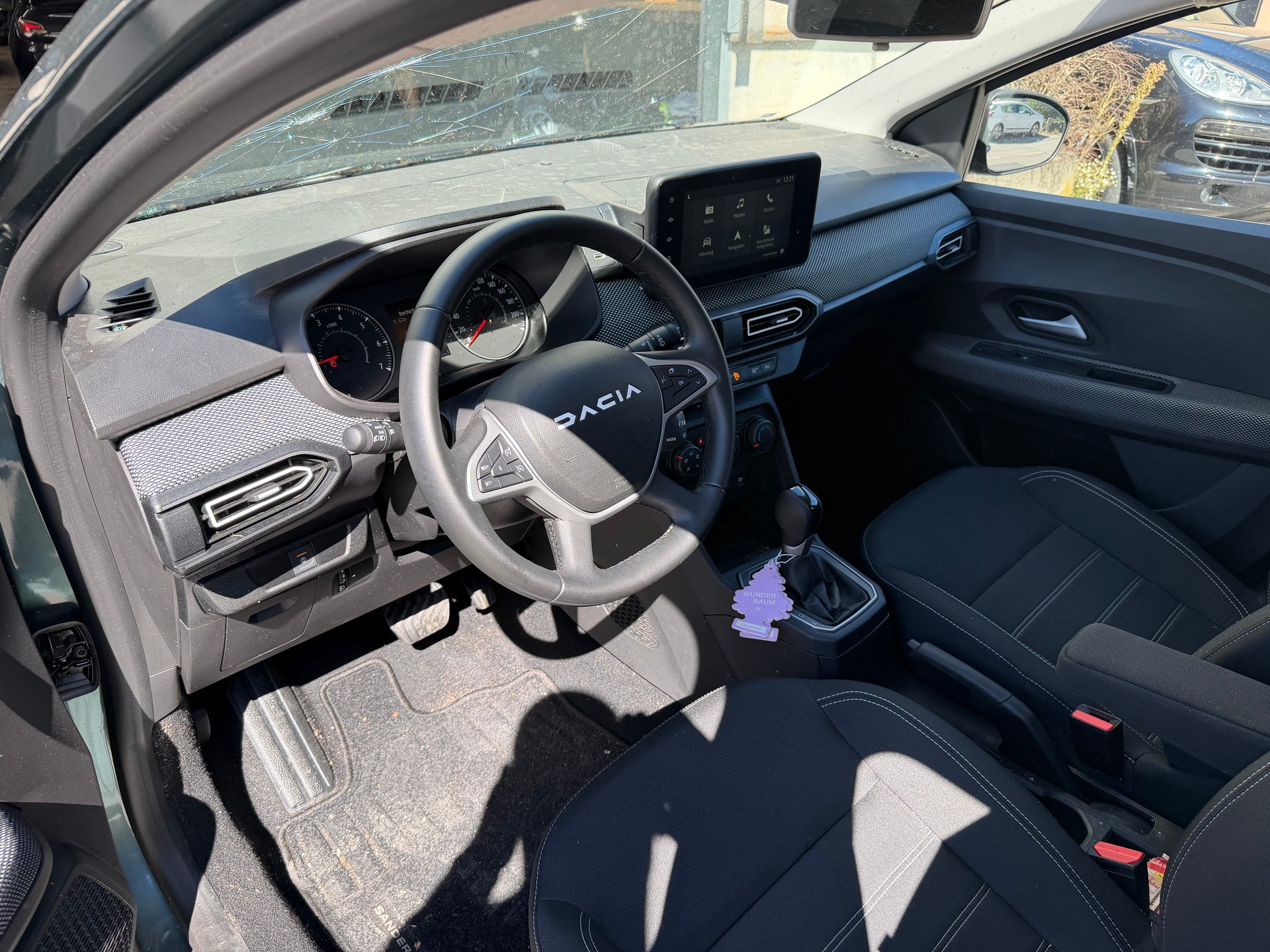 DACIA Sandero TCe 90 Expression CVT-image-8
