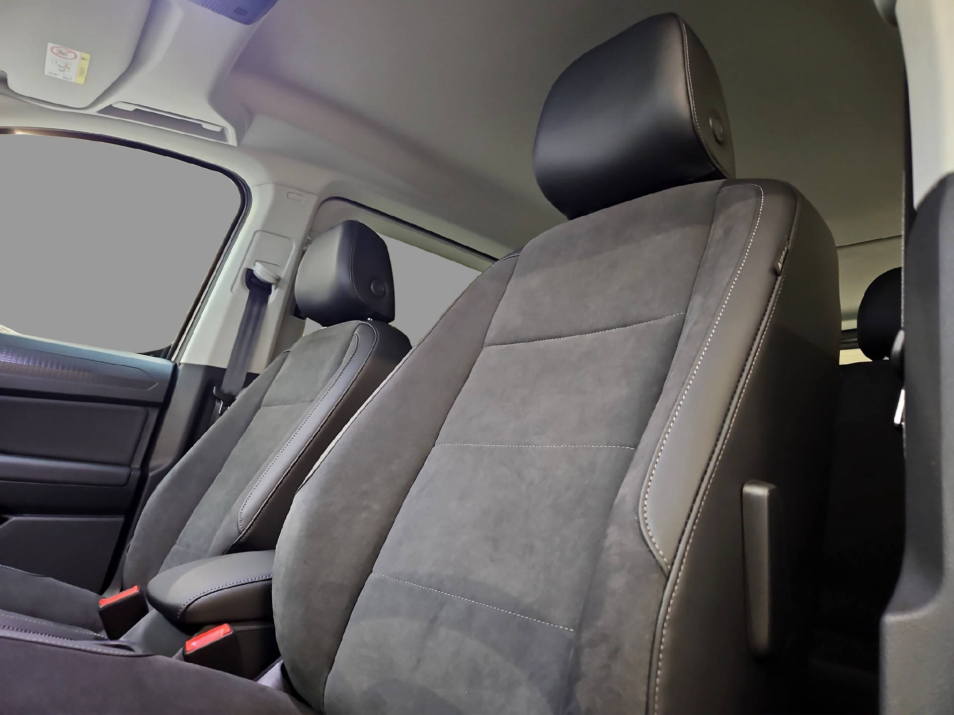 VW Caddy Maxi 1.5 TSI Style DSG-image-13