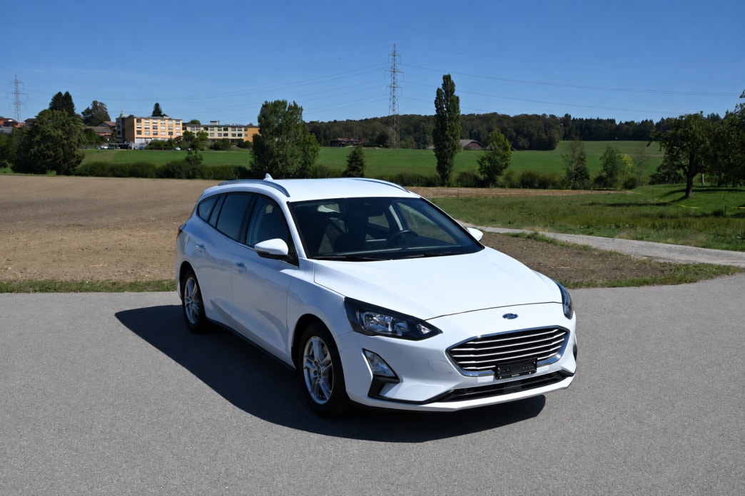 FORD Focus 1.5 SCTi Cool Connect Automatic-image-1