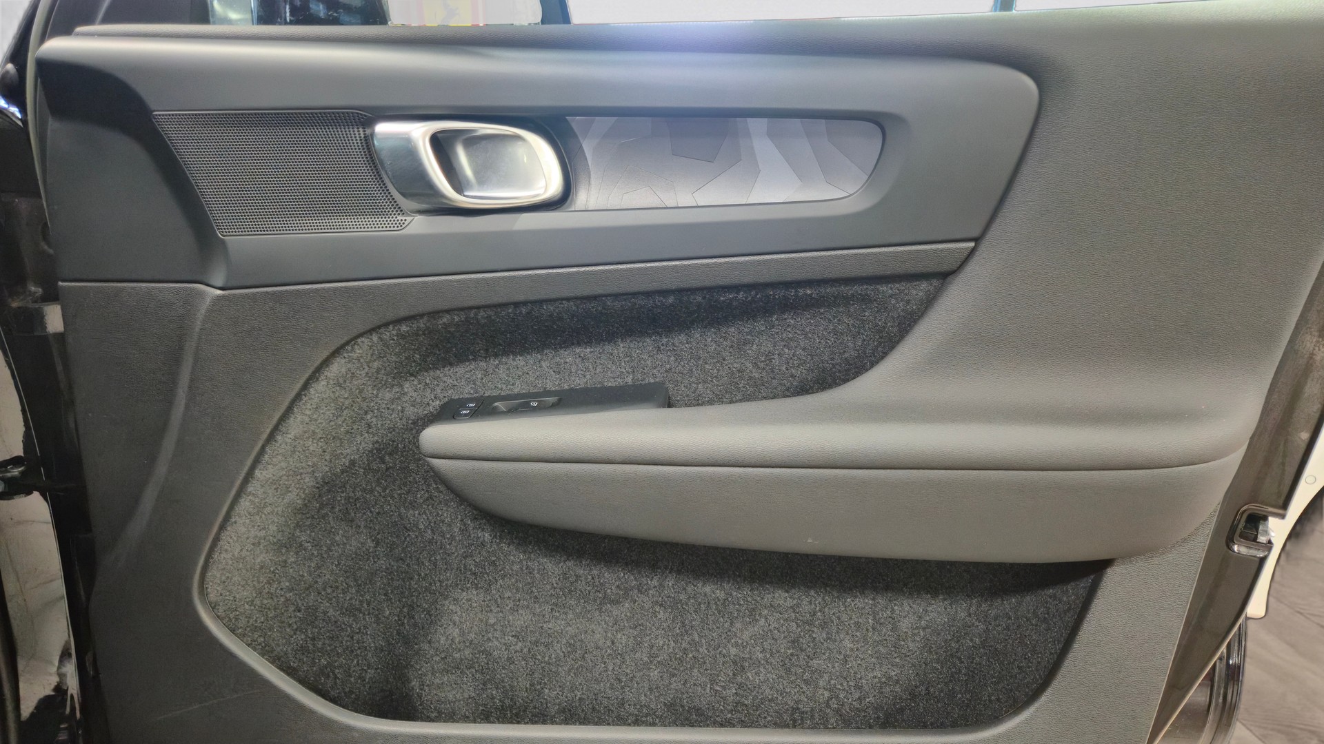 VOLVO XC40 T5 PHEV Core DCT LEASING à partir de CHF 410.-/mois-image-14
