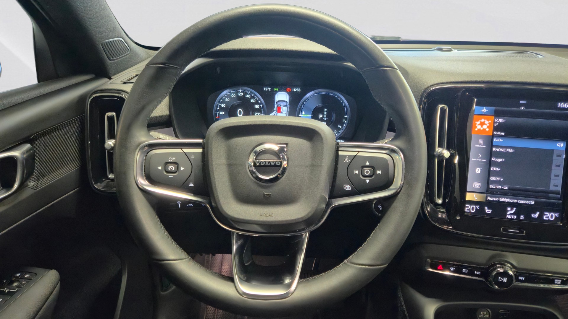 VOLVO XC40 T5 PHEV Core DCT LEASING à partir de CHF 410.-/mois-image-9