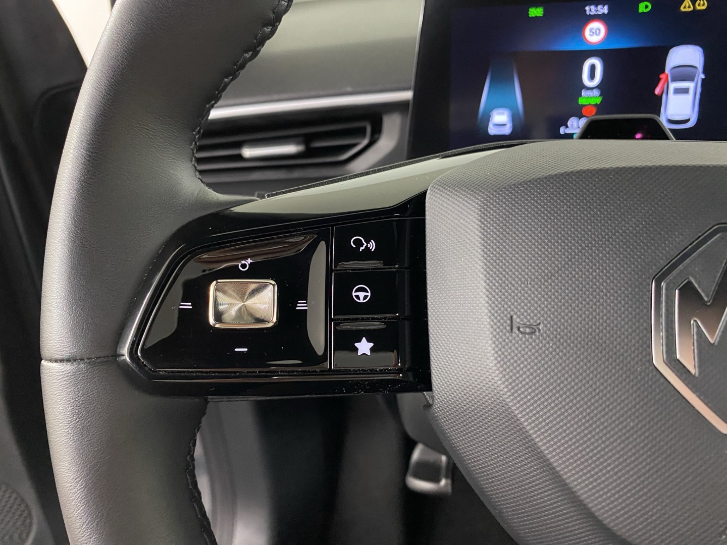 MG 3 1.5 Hybrid Luxury Aut.-image-12