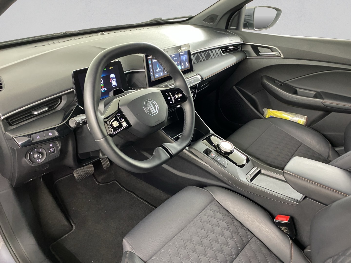 MG 3 1.5 Hybrid Luxury Aut.-image-7
