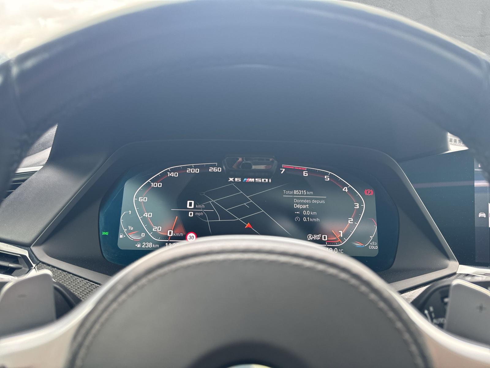 BMW X6 M50i M Performance G06 (CH) AHK 3.5T ** Action Leasing à 2.88% Jusqu'au 30.09.2026 **-image-23