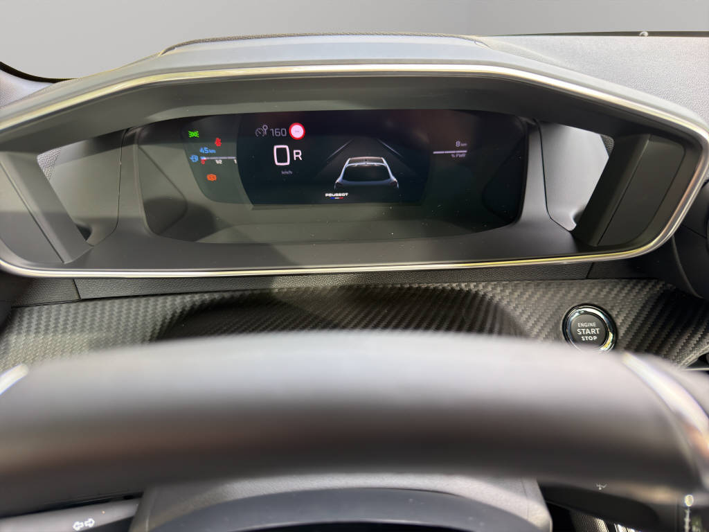 PEUGEOT 208 1.2 Hybrid 145 GT Exclusive-image-11