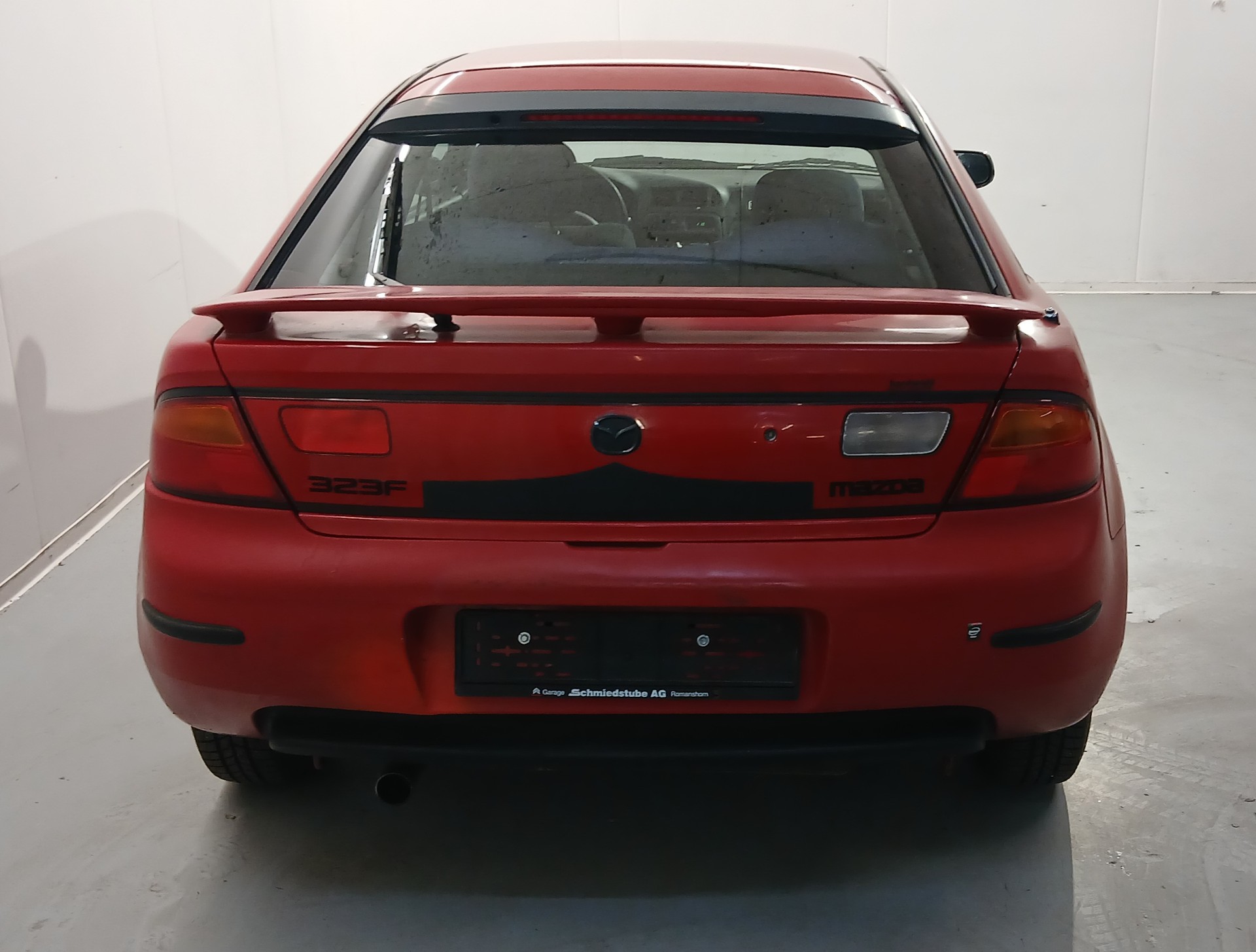 MAZDA 323 F 1.5i-16V-image-3