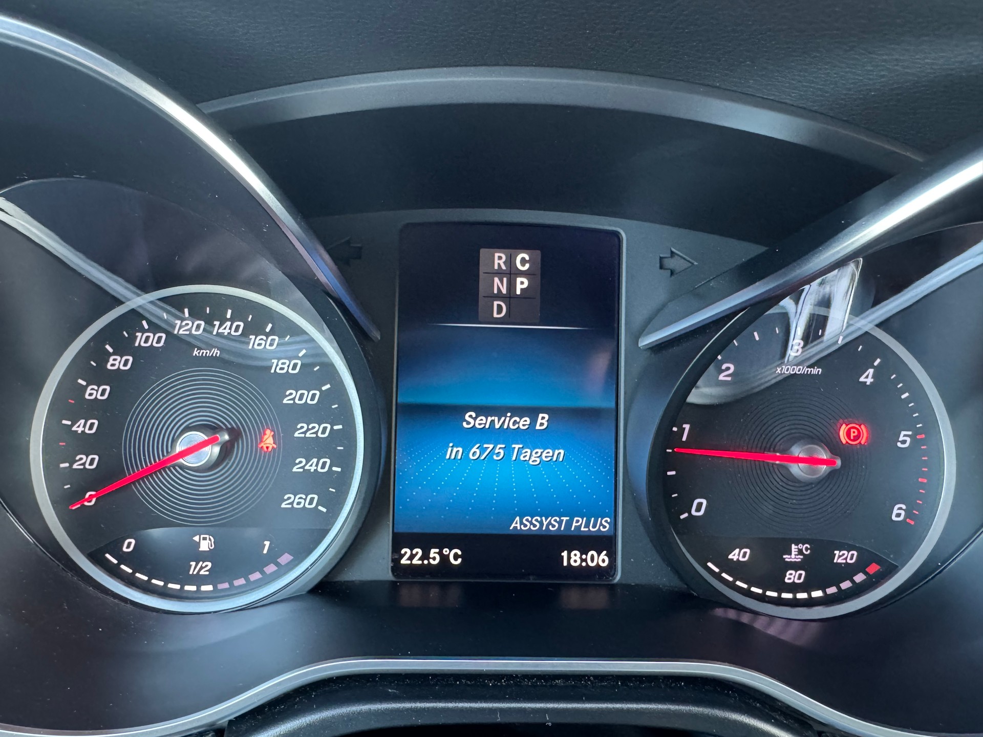 MERCEDES-BENZ V 300 d Swiss Ed. kurz 4matic-image-8