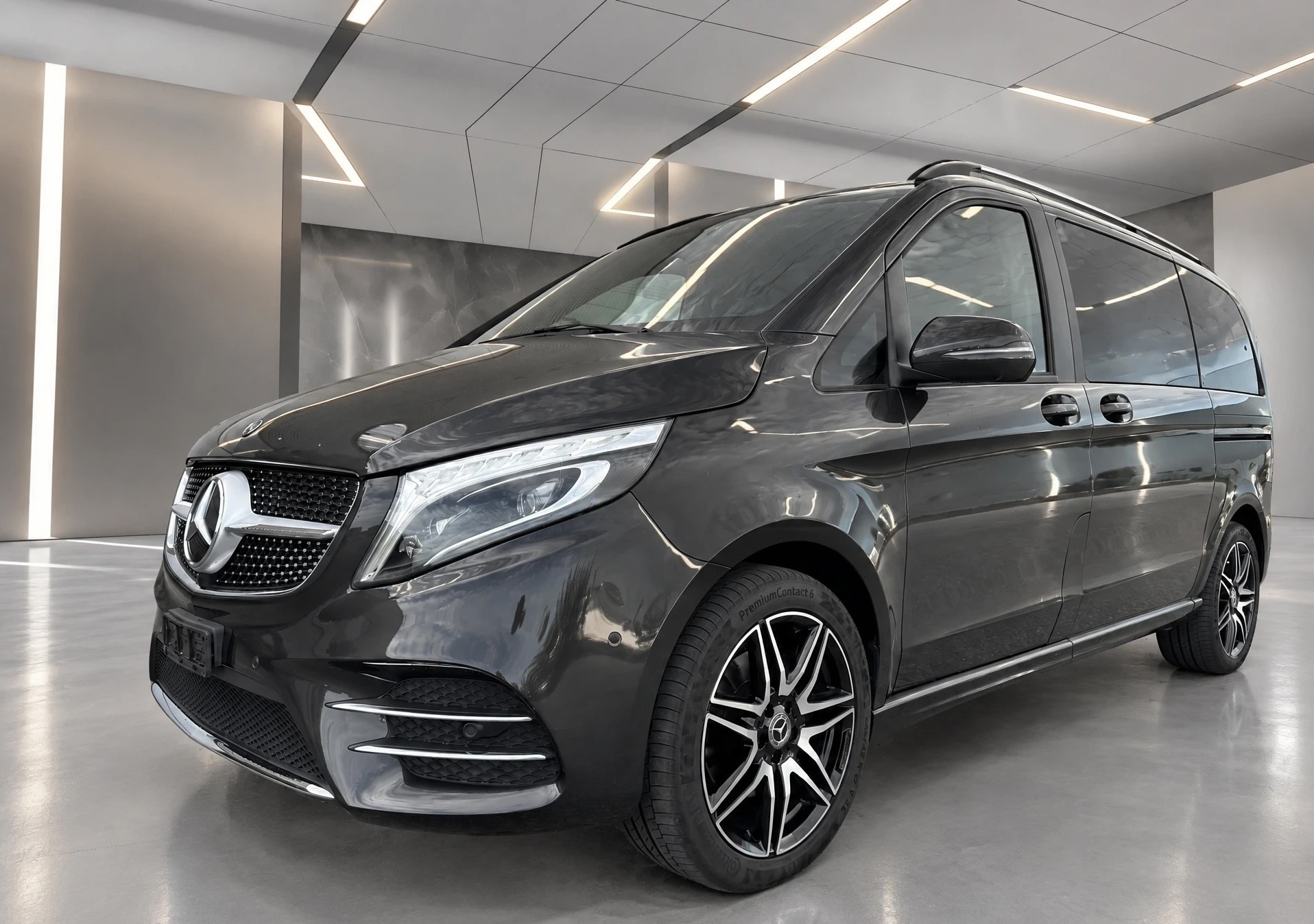 MERCEDES-BENZ V 300 d Swiss Ed. kurz 4matic-image-4