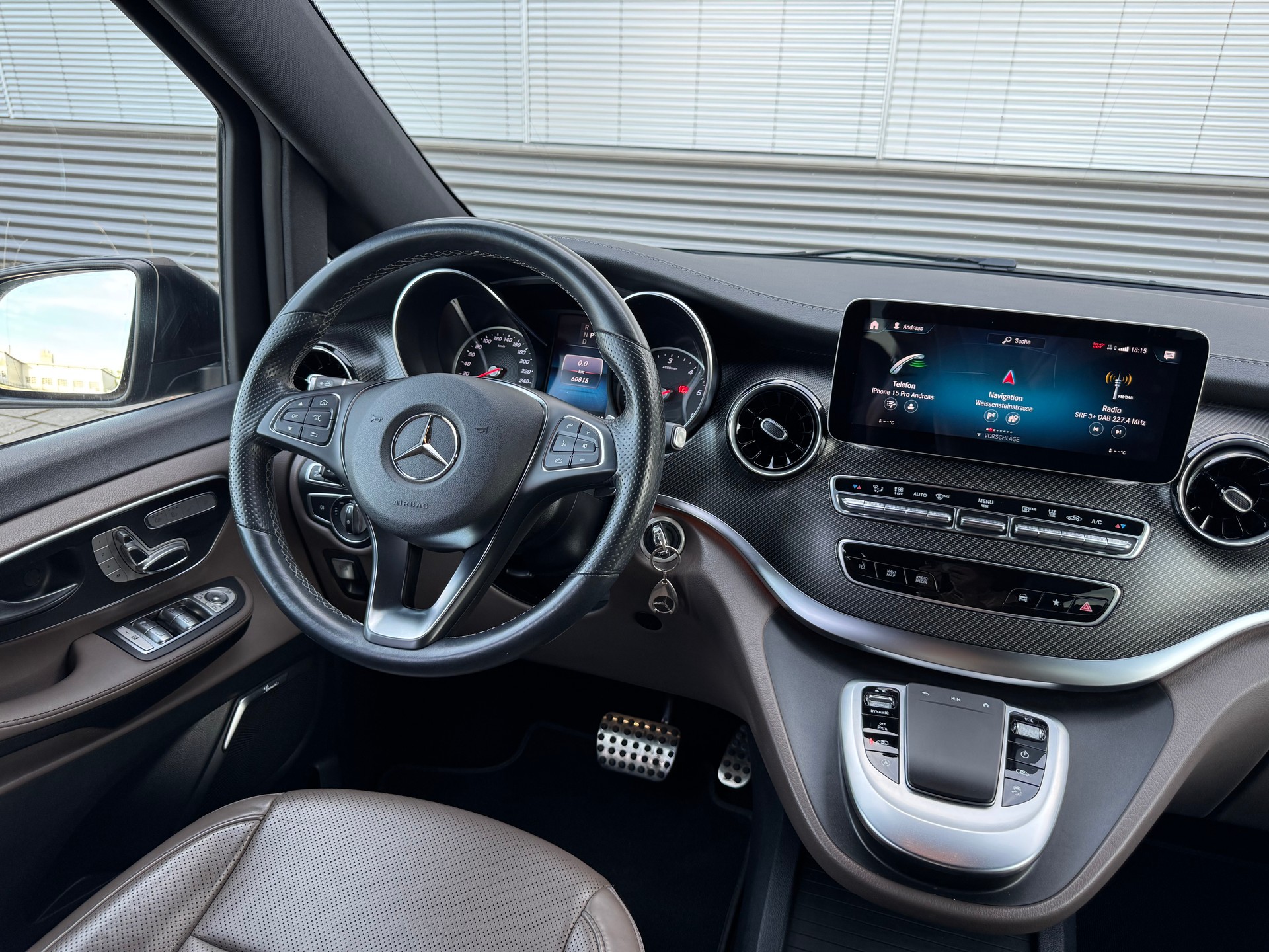 MERCEDES-BENZ V 300 d Swiss Ed. kurz 4matic-image-6