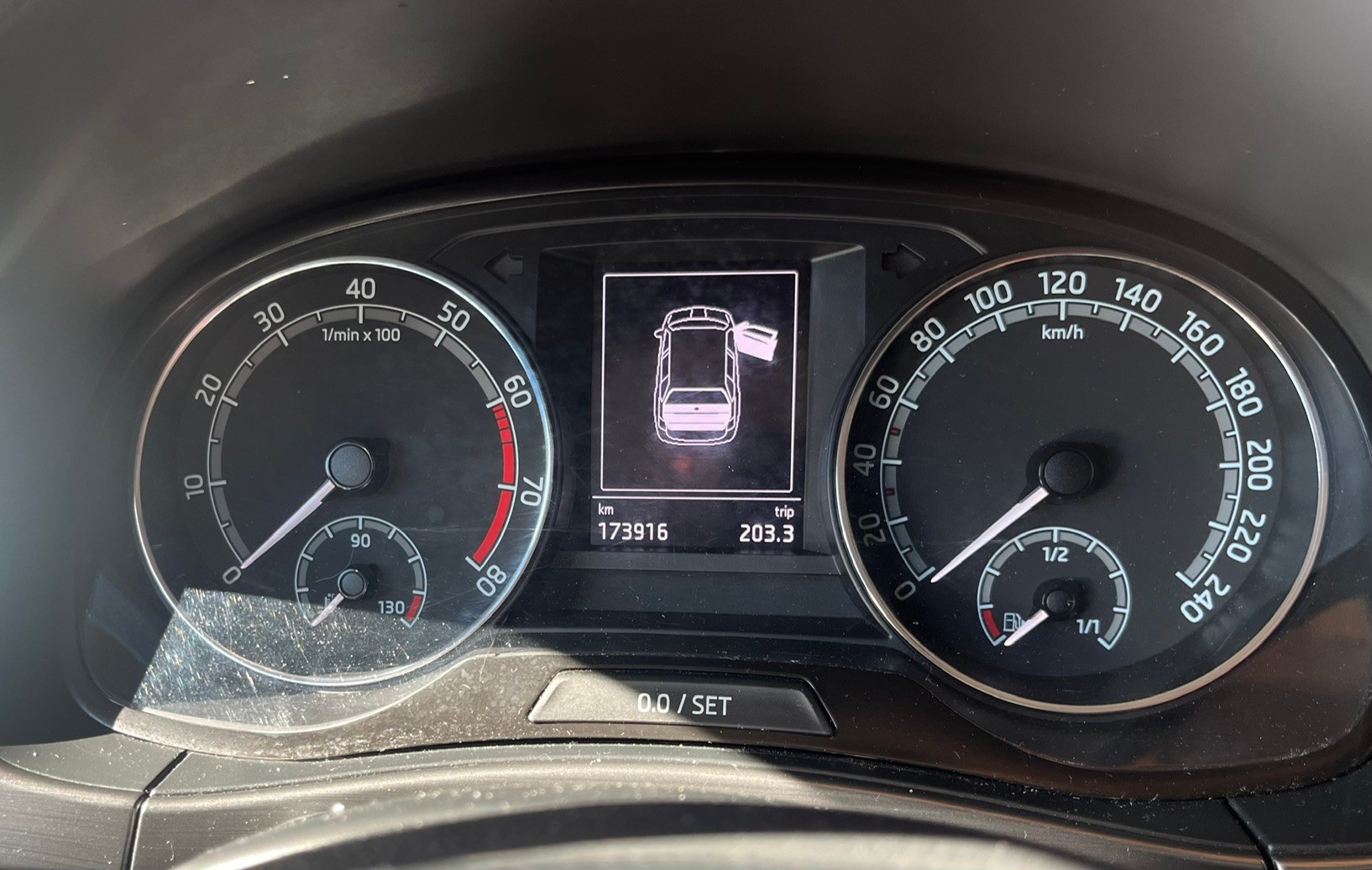SKODA C 1.0 TSI-image-9