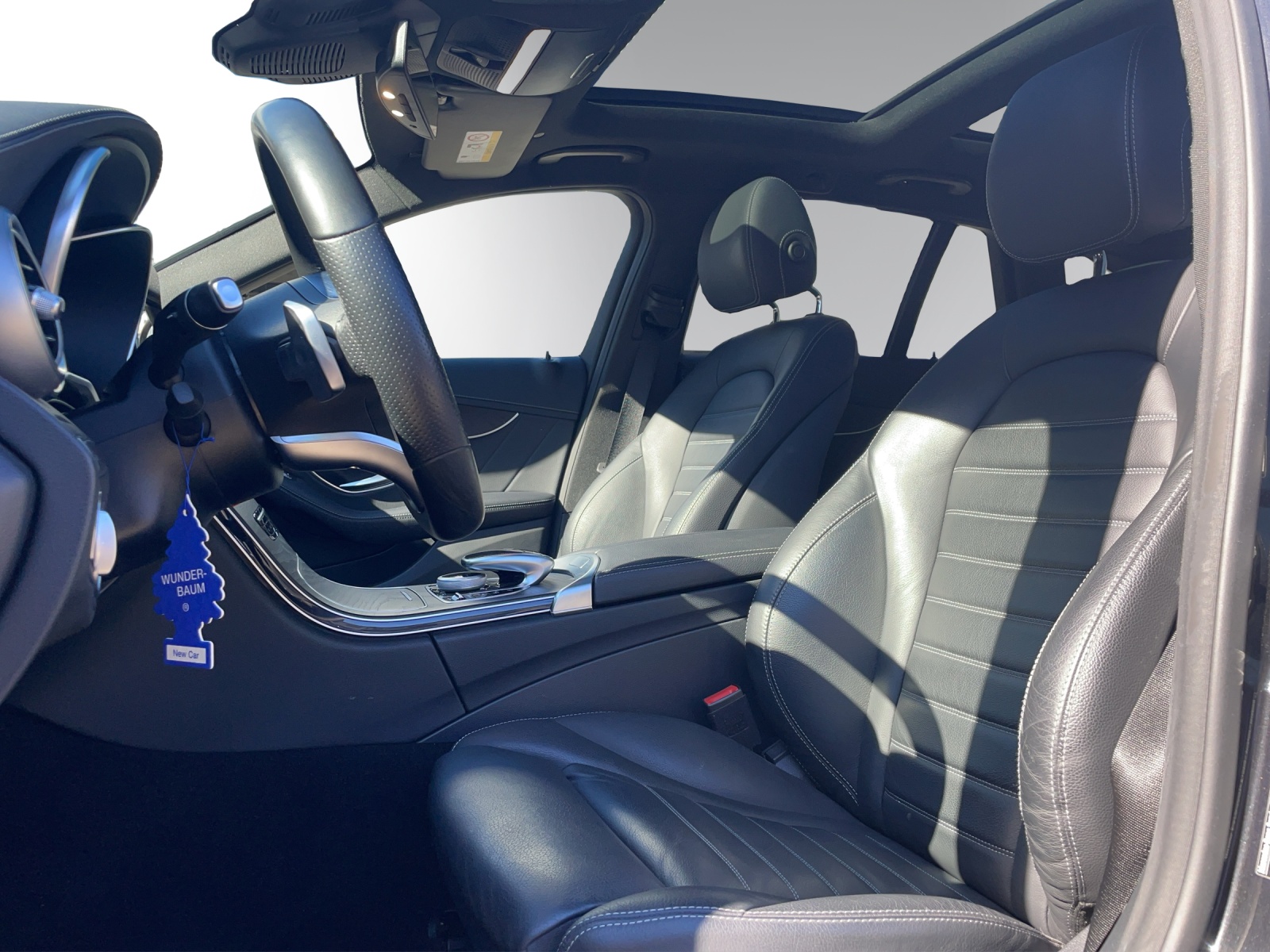 MERCEDES-BENZ C 300 d AMG Line 4Matic 9G-Tronic-image-9