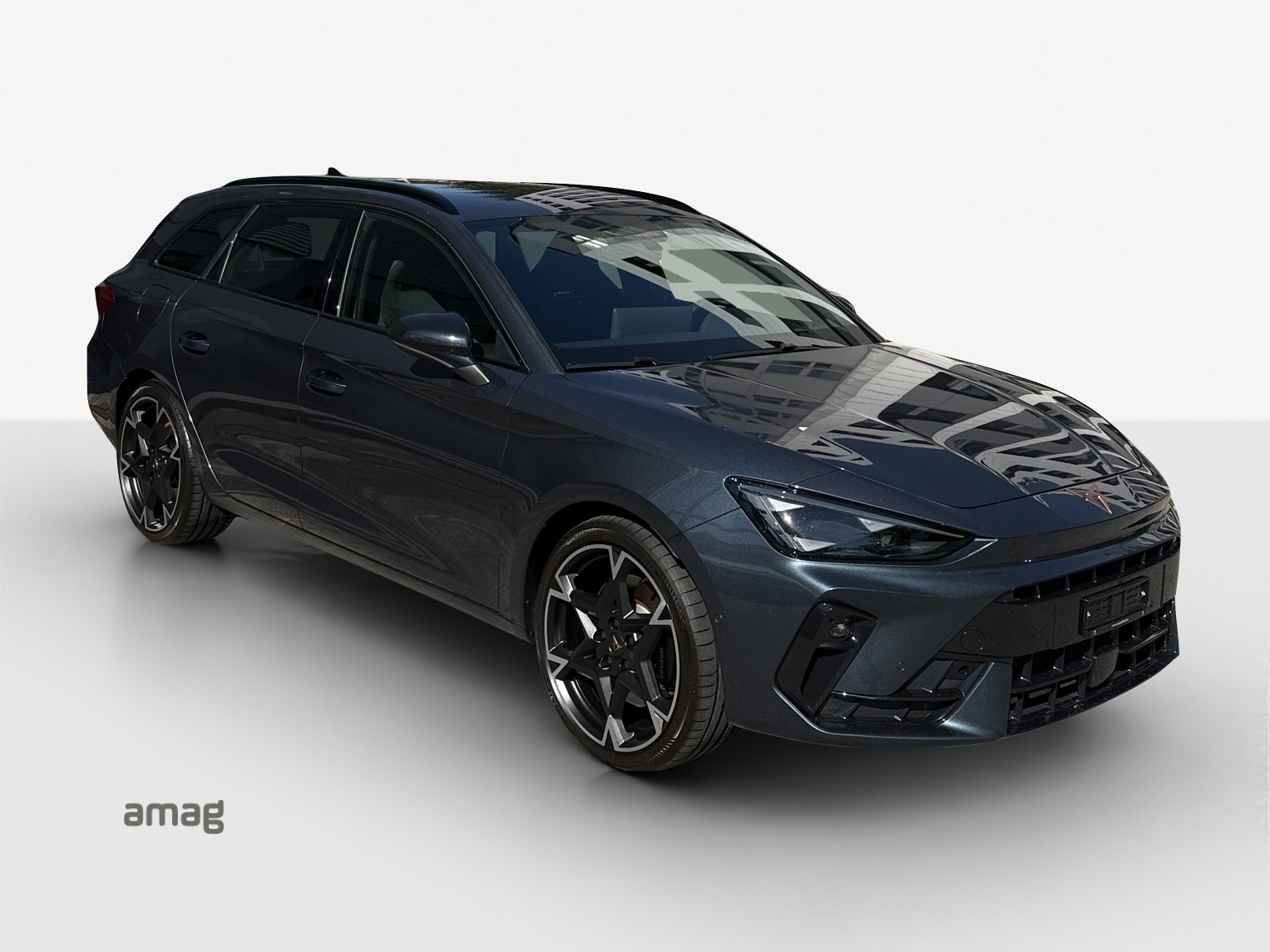 CUPRA LEON ST 1.5 e-HYBRID pHEV Black SymphonyDSG-image-5