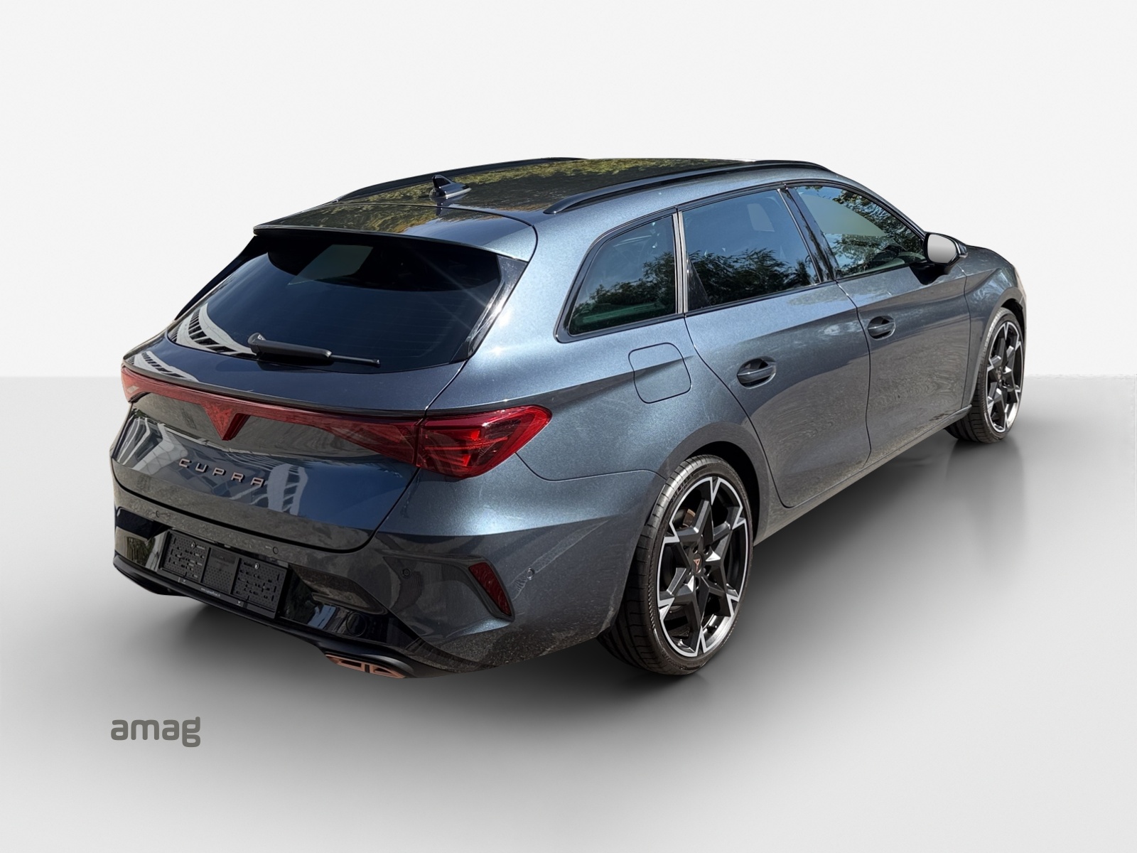 CUPRA LEON ST 1.5 e-HYBRID pHEV Black SymphonyDSG-image-4